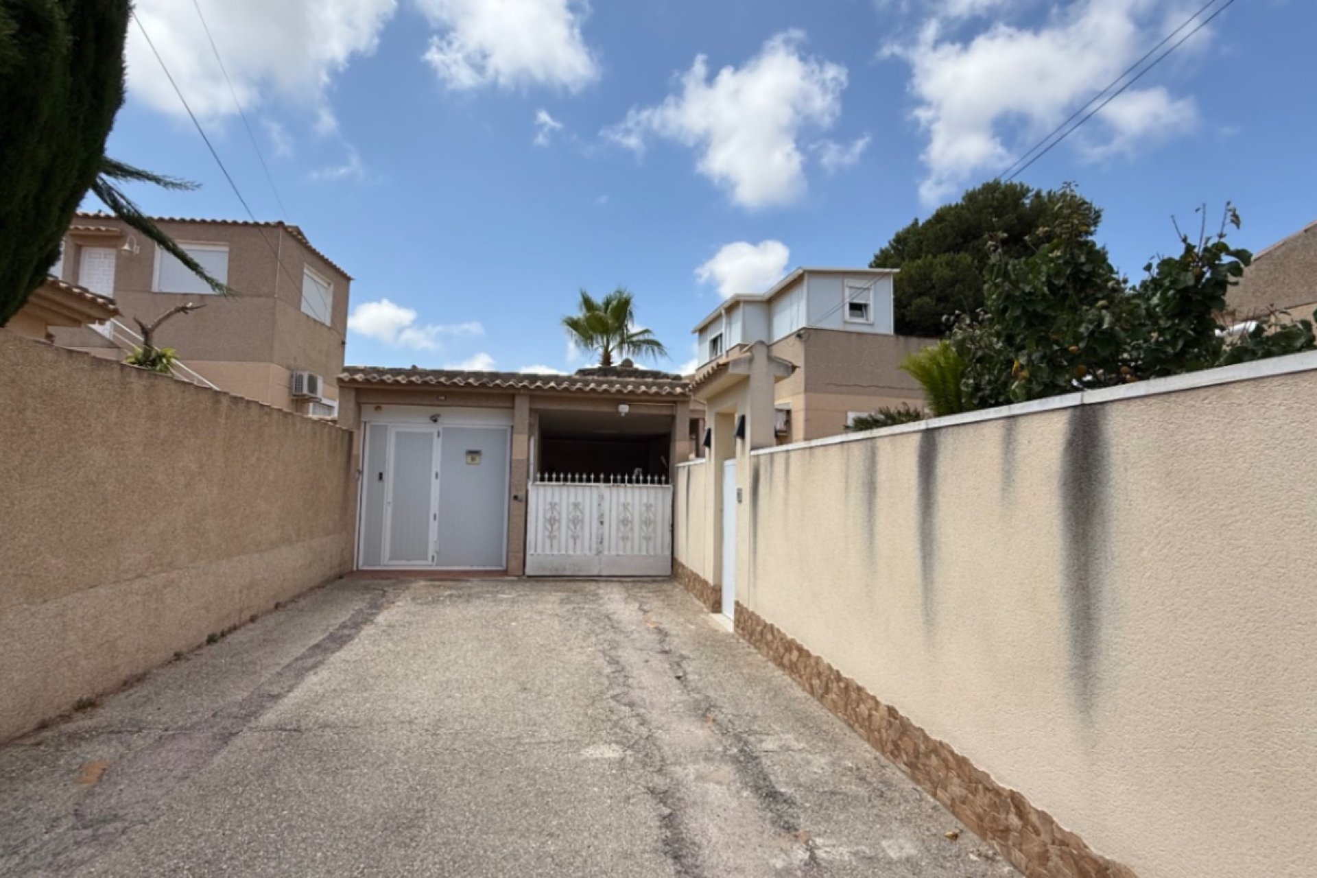 Wiederverkauf - Villa -
Torrevieja - Costa Blanca