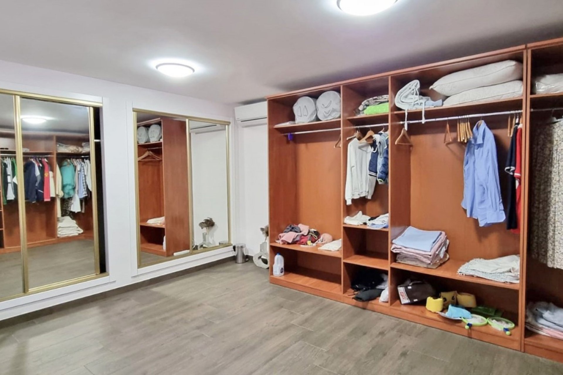 Wiederverkauf - Villa -
Torrevieja - Costa Blanca