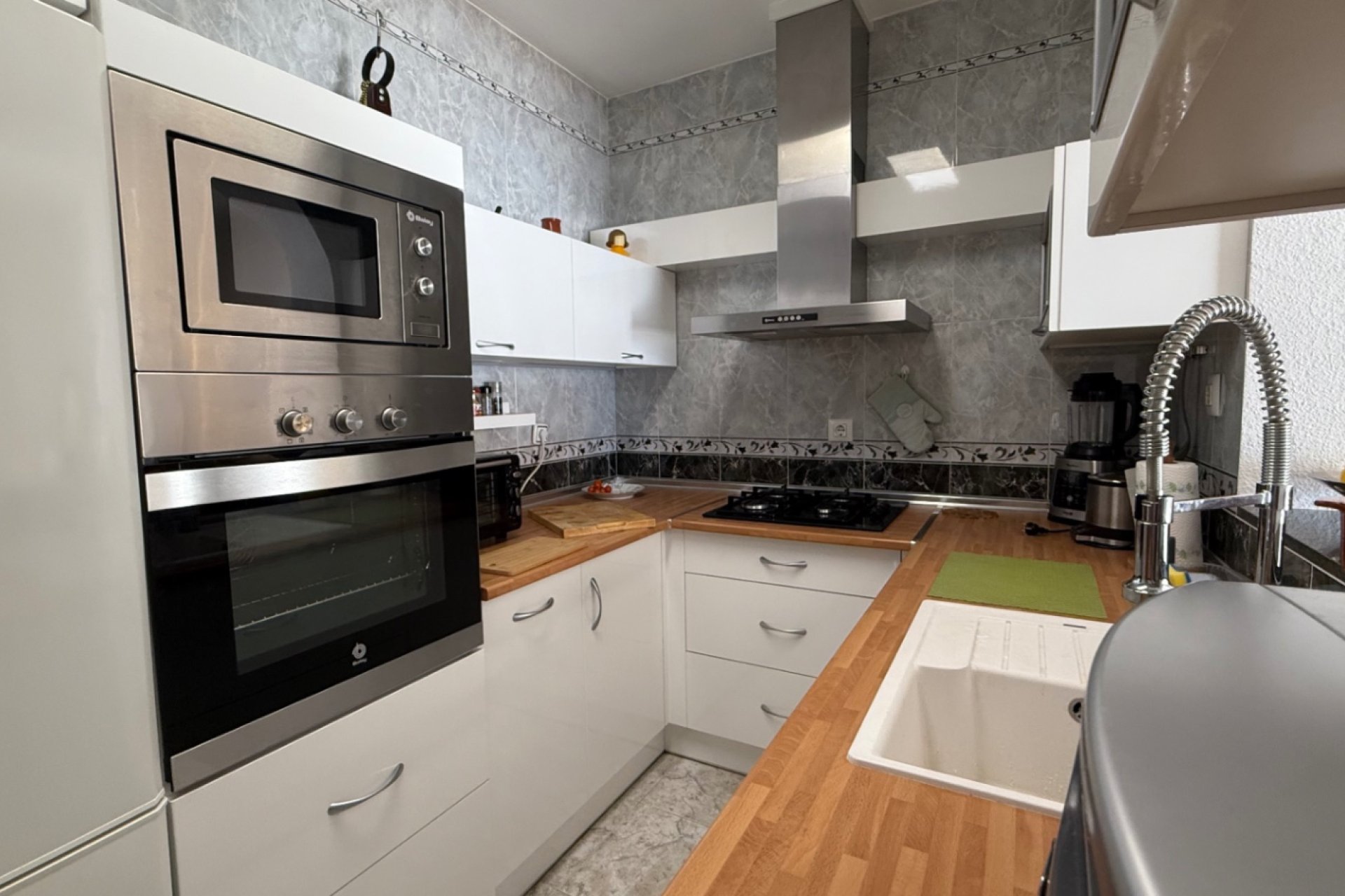 Wiederverkauf - Villa -
Torrevieja - Costa Blanca