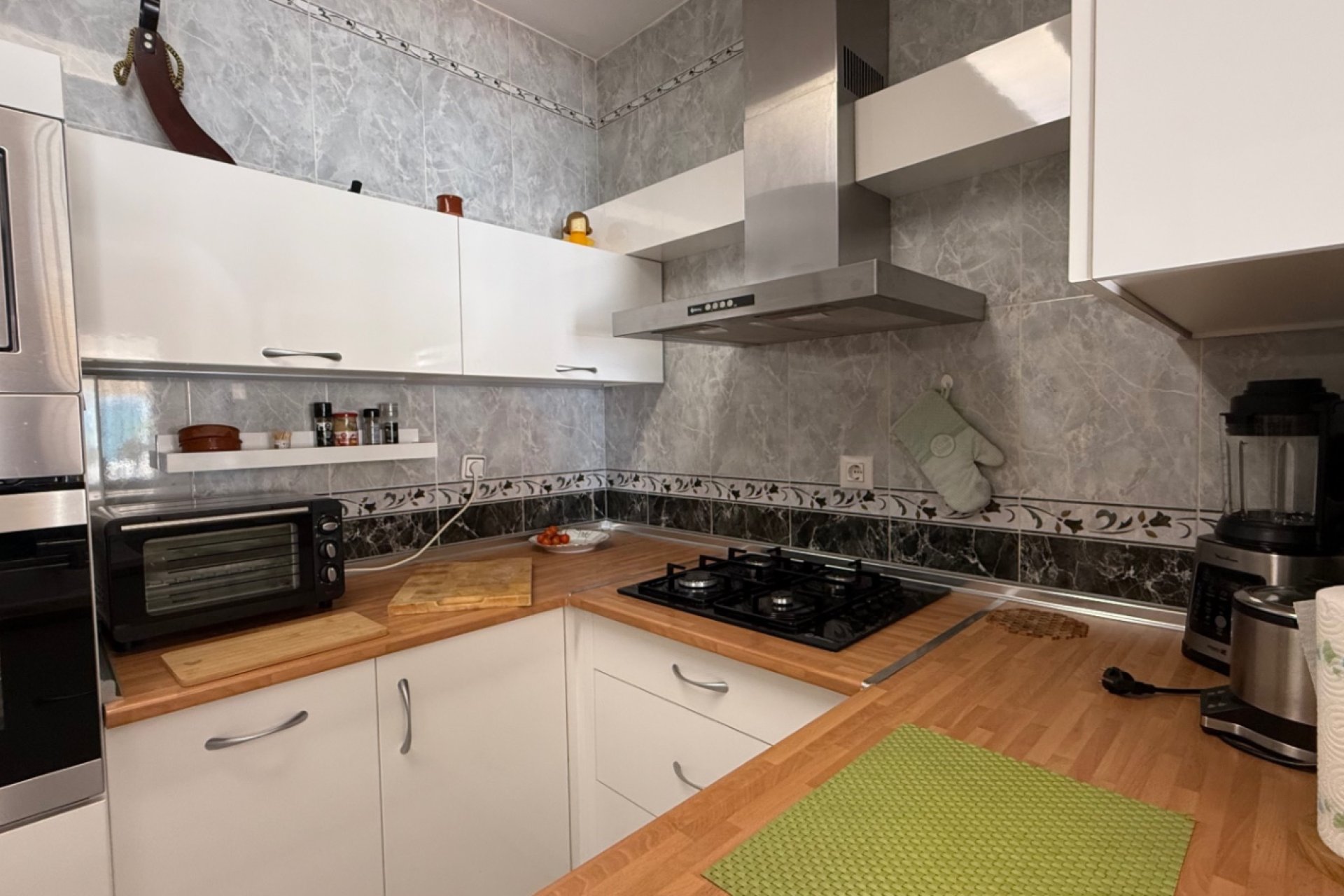 Wiederverkauf - Villa -
Torrevieja - Costa Blanca