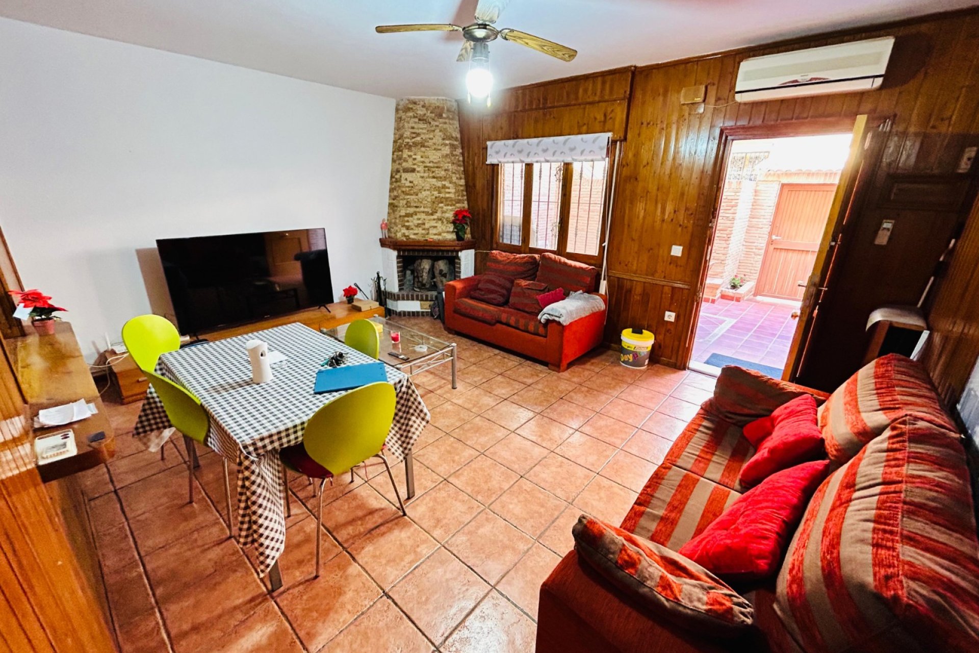 Wiederverkauf - Villa -
Torrevieja - Costa Blanca