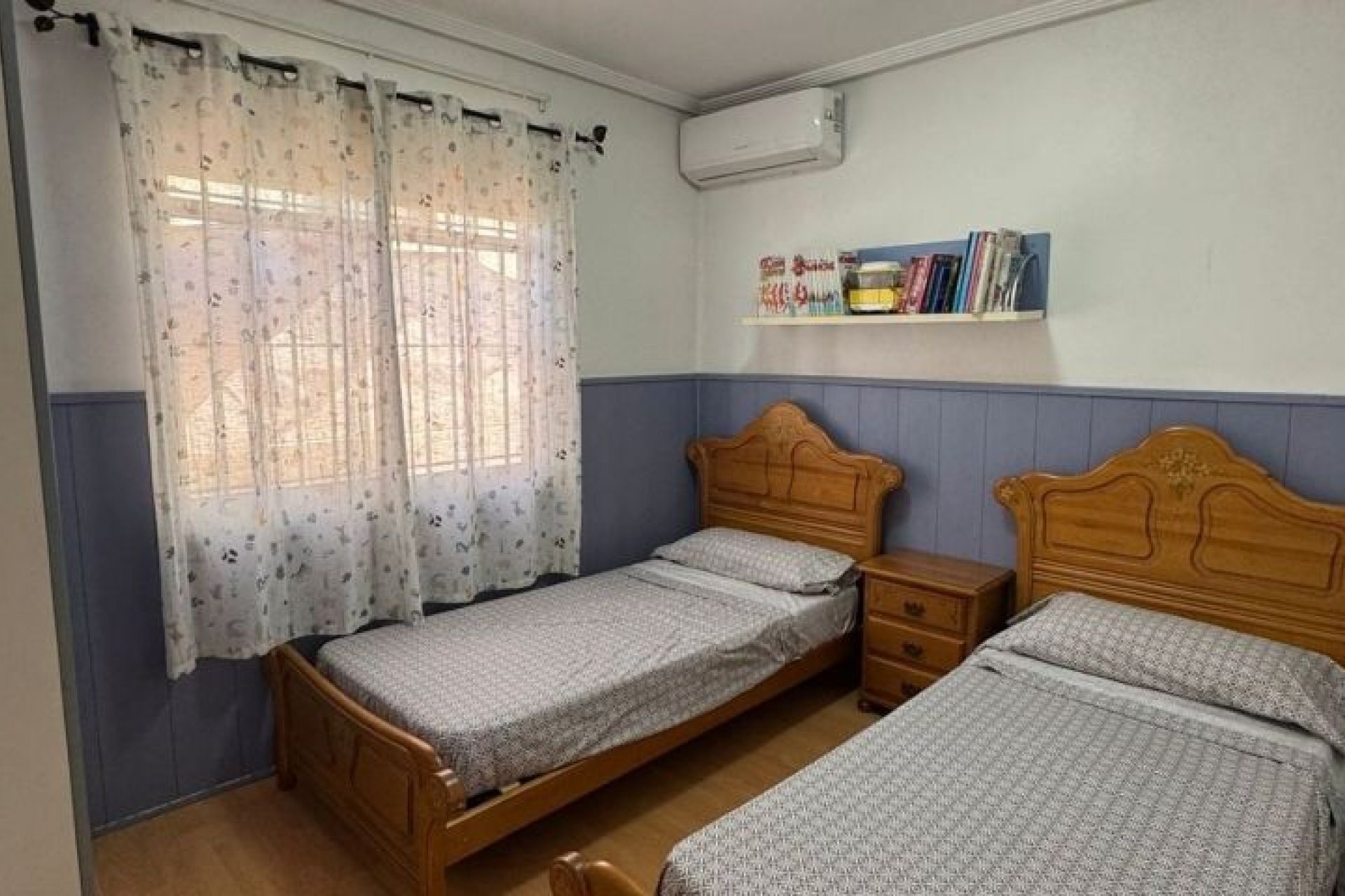 Wiederverkauf - Villa -
Torrevieja - Costa Blanca