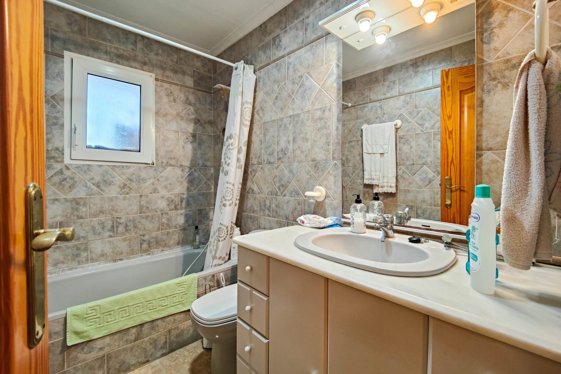 Wiederverkauf - Villa -
Torrevieja - Costa Blanca