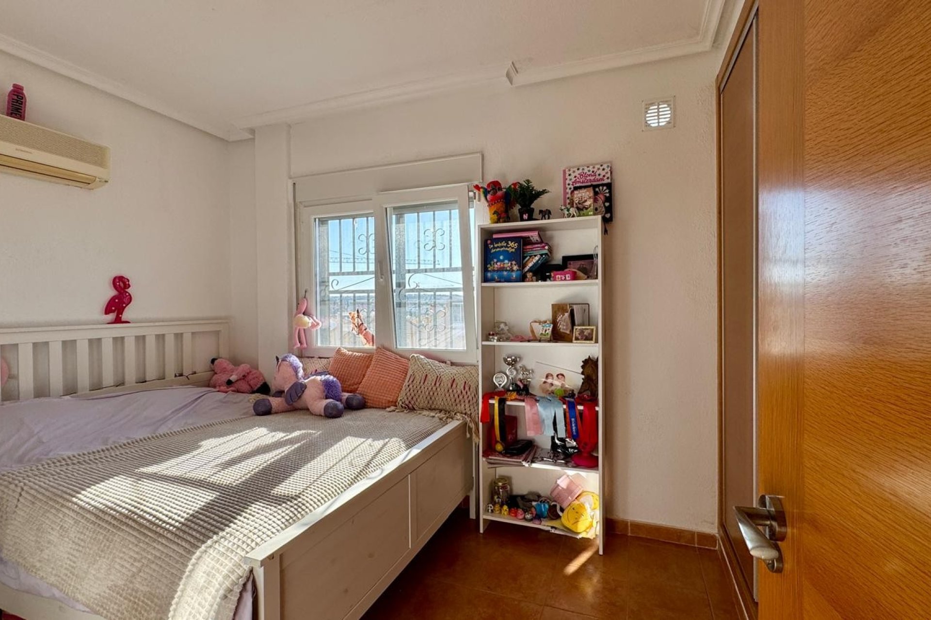 Wiederverkauf - Villa -
Torrevieja - Costa Blanca