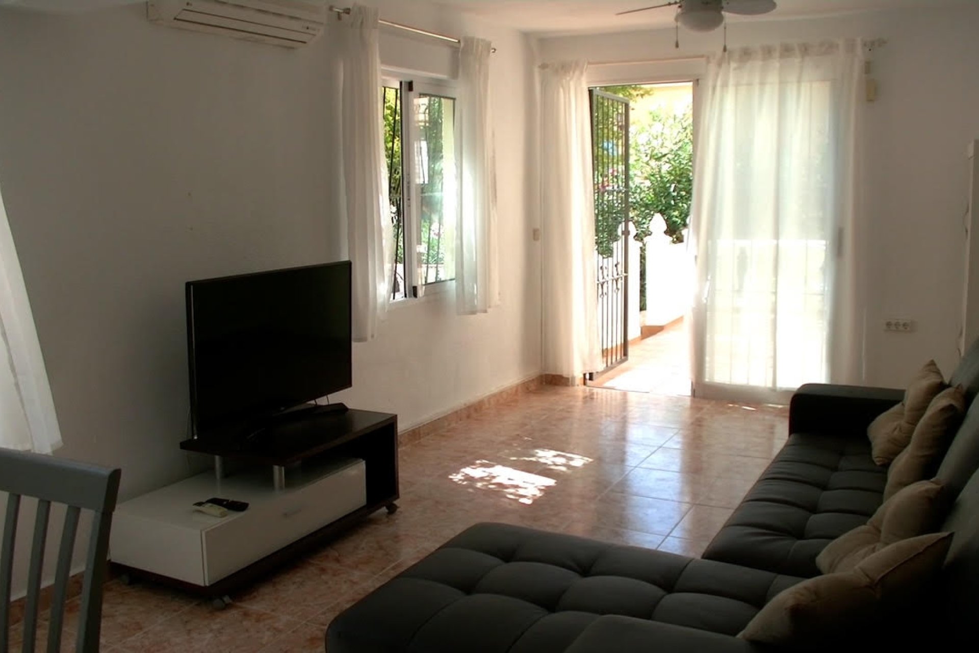 Wiederverkauf - Villa -
Torrevieja - Costa Blanca
