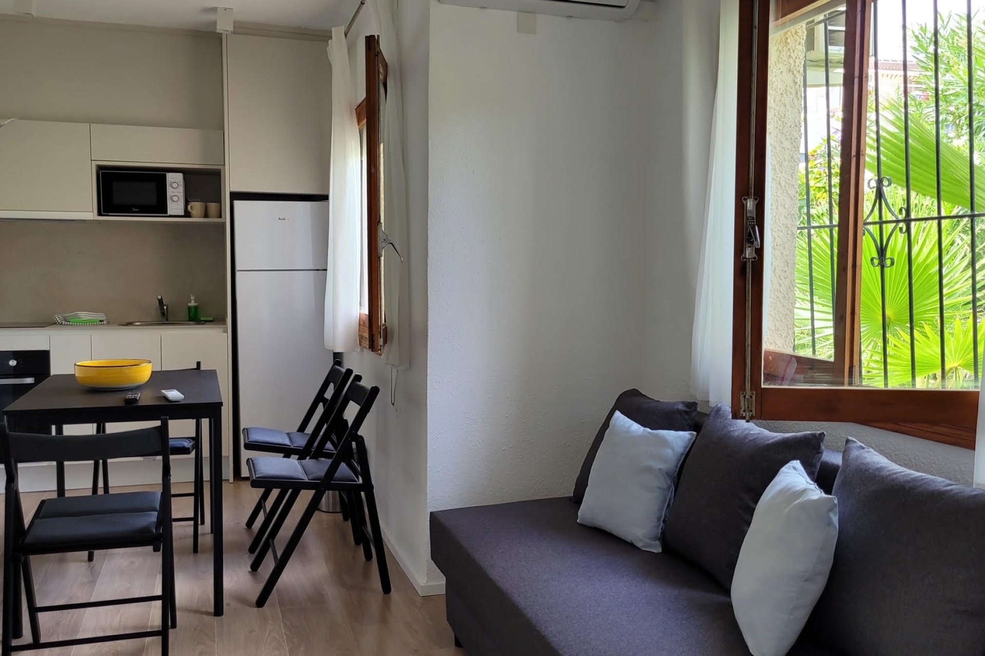 Wiederverkauf - Villa -
Torrevieja - Costa Blanca
