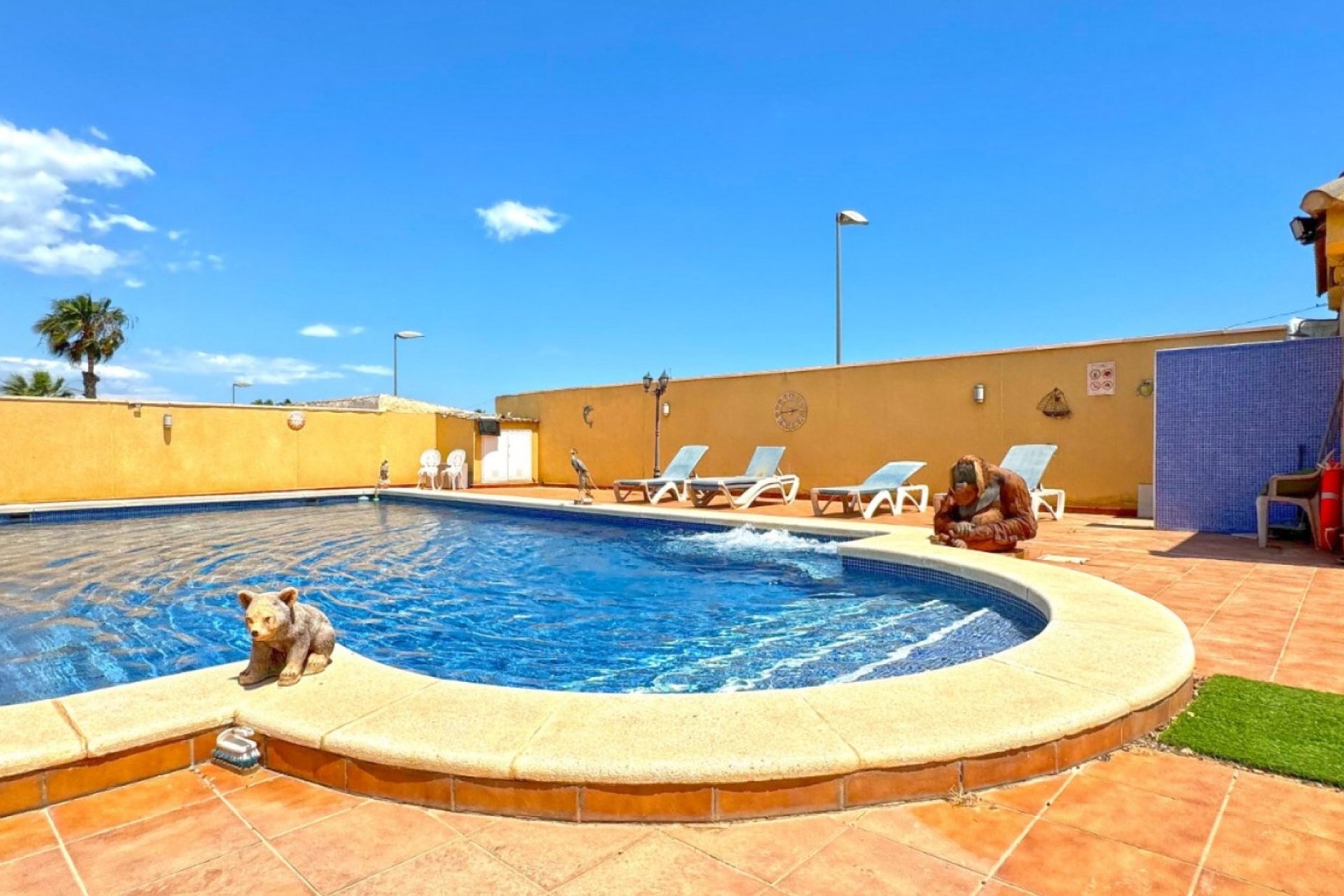 Wiederverkauf - Villa -
Torrevieja - Costa Blanca