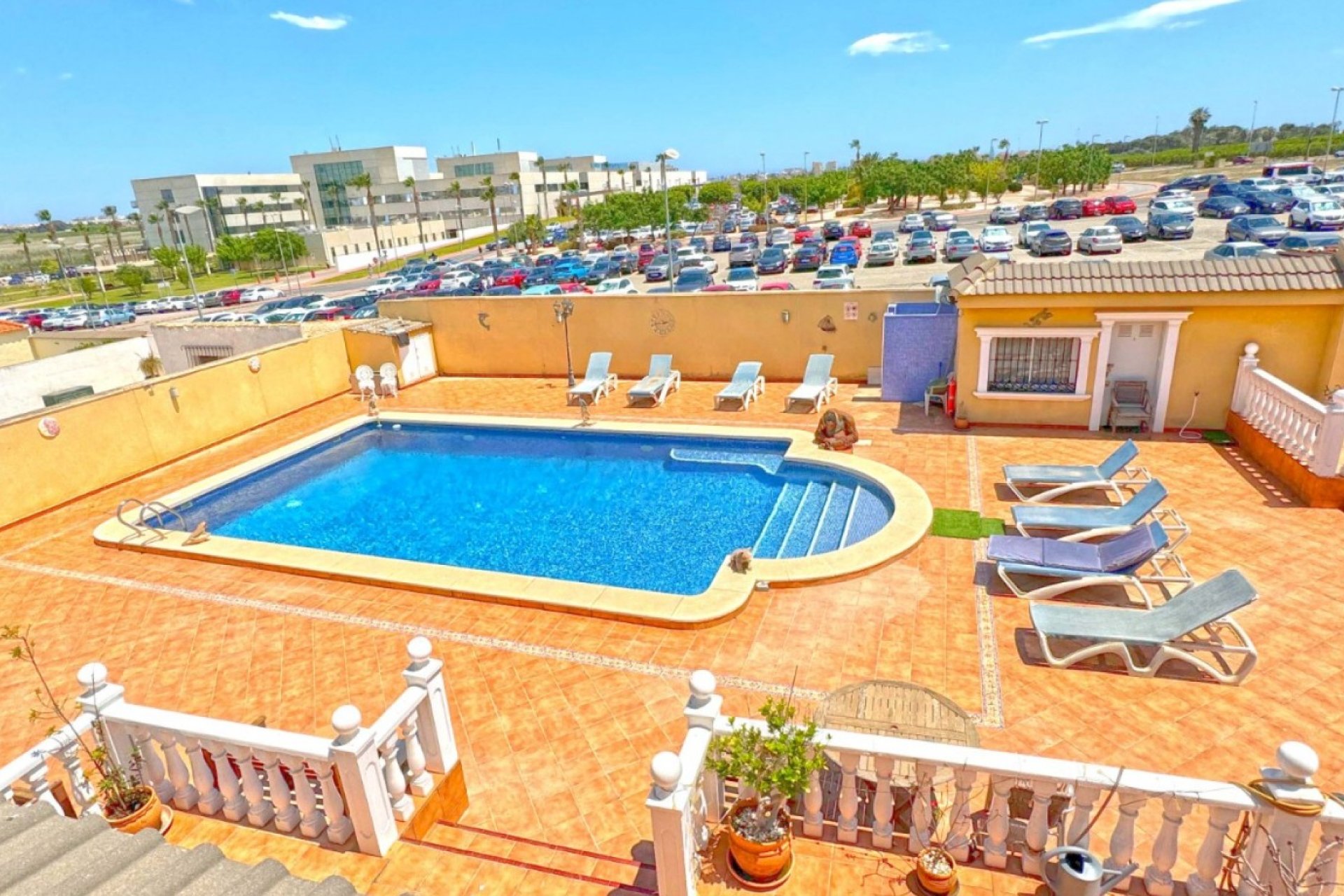 Wiederverkauf - Villa -
Torrevieja - Costa Blanca