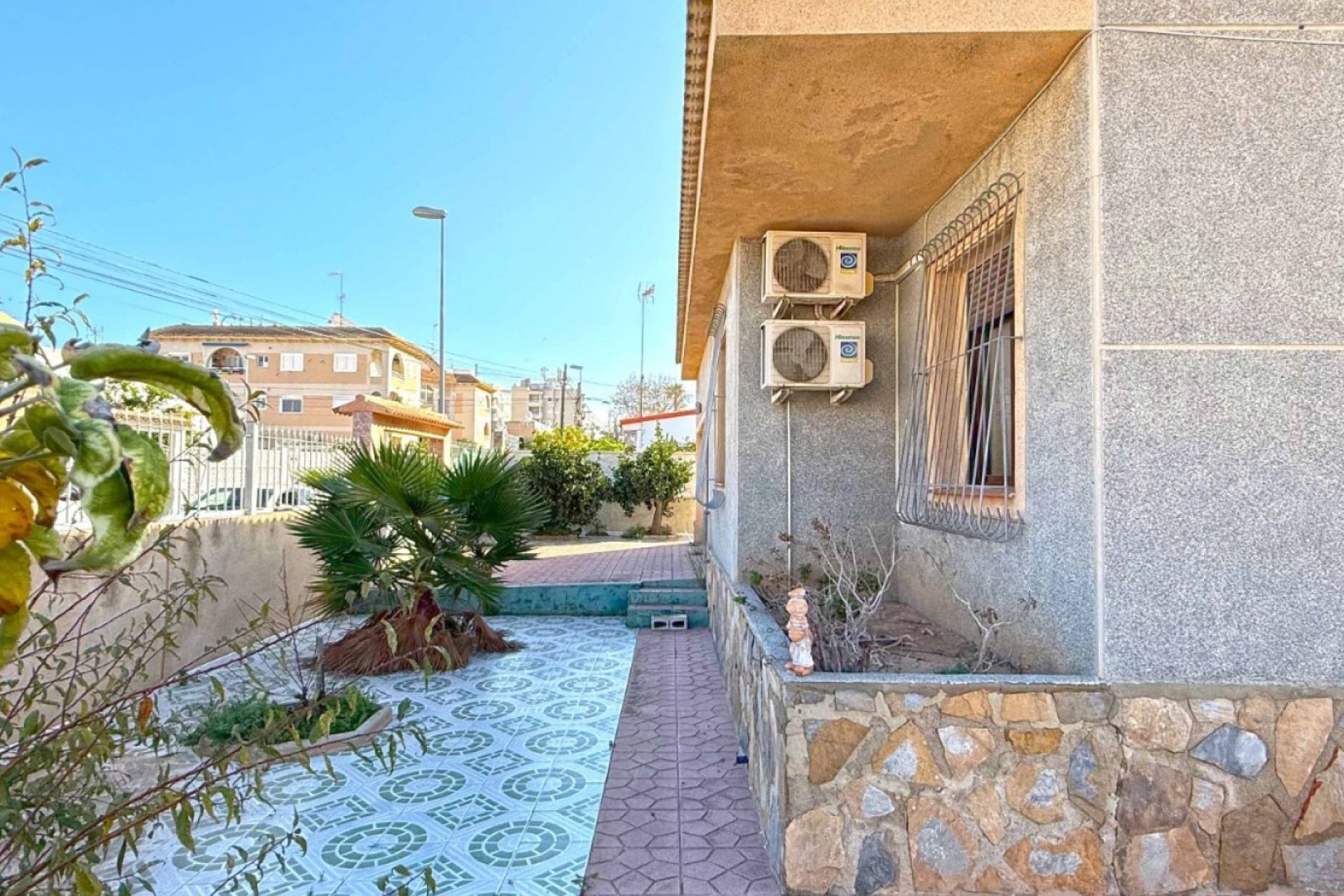 Wiederverkauf - Villa -
Torrevieja - Costa Blanca