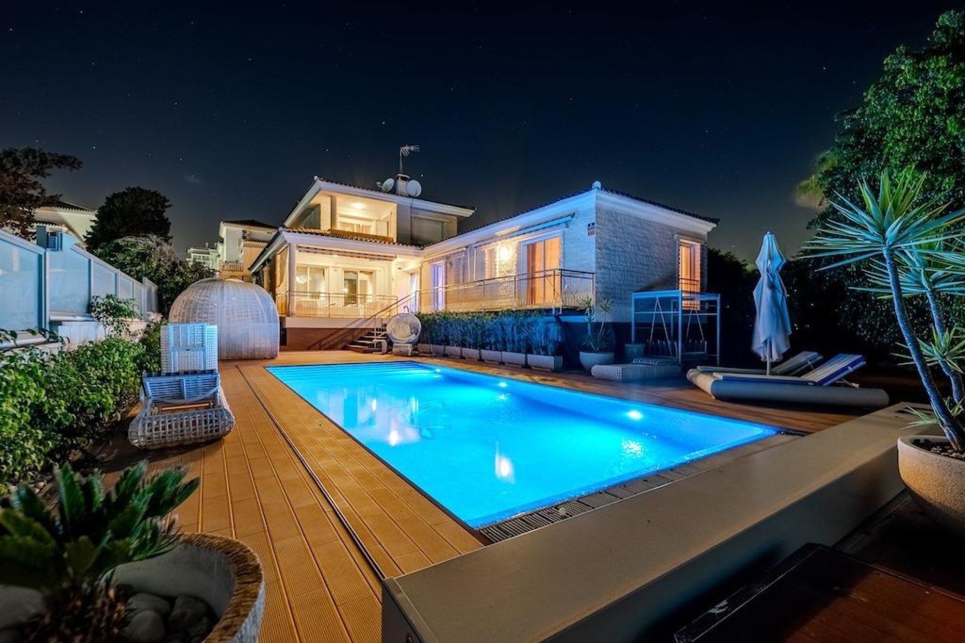 Wiederverkauf - Villa -
Torrevieja - Costa Blanca