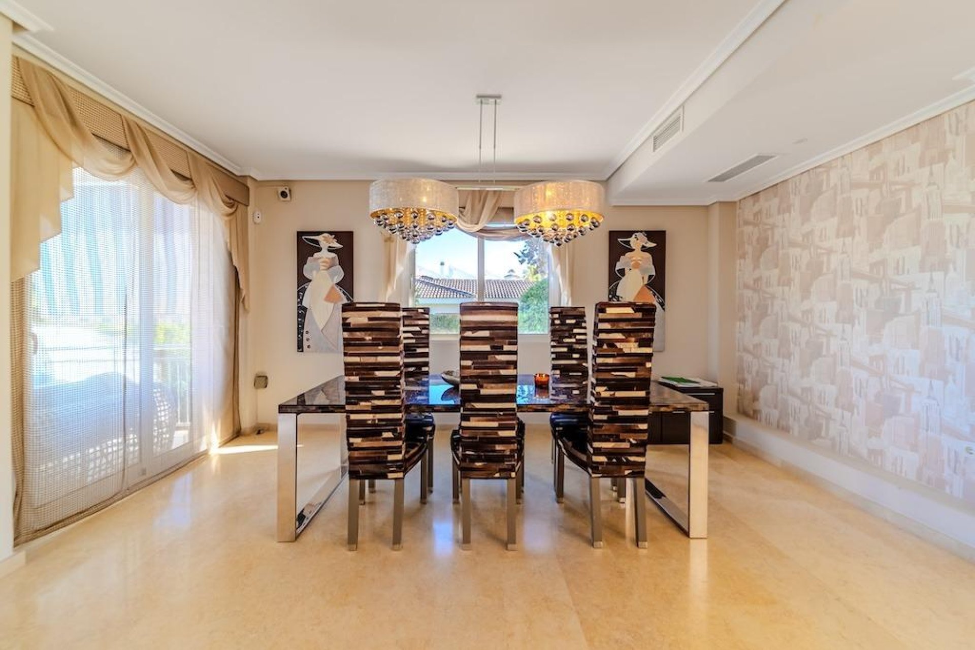 Wiederverkauf - Villa -
Torrevieja - Costa Blanca