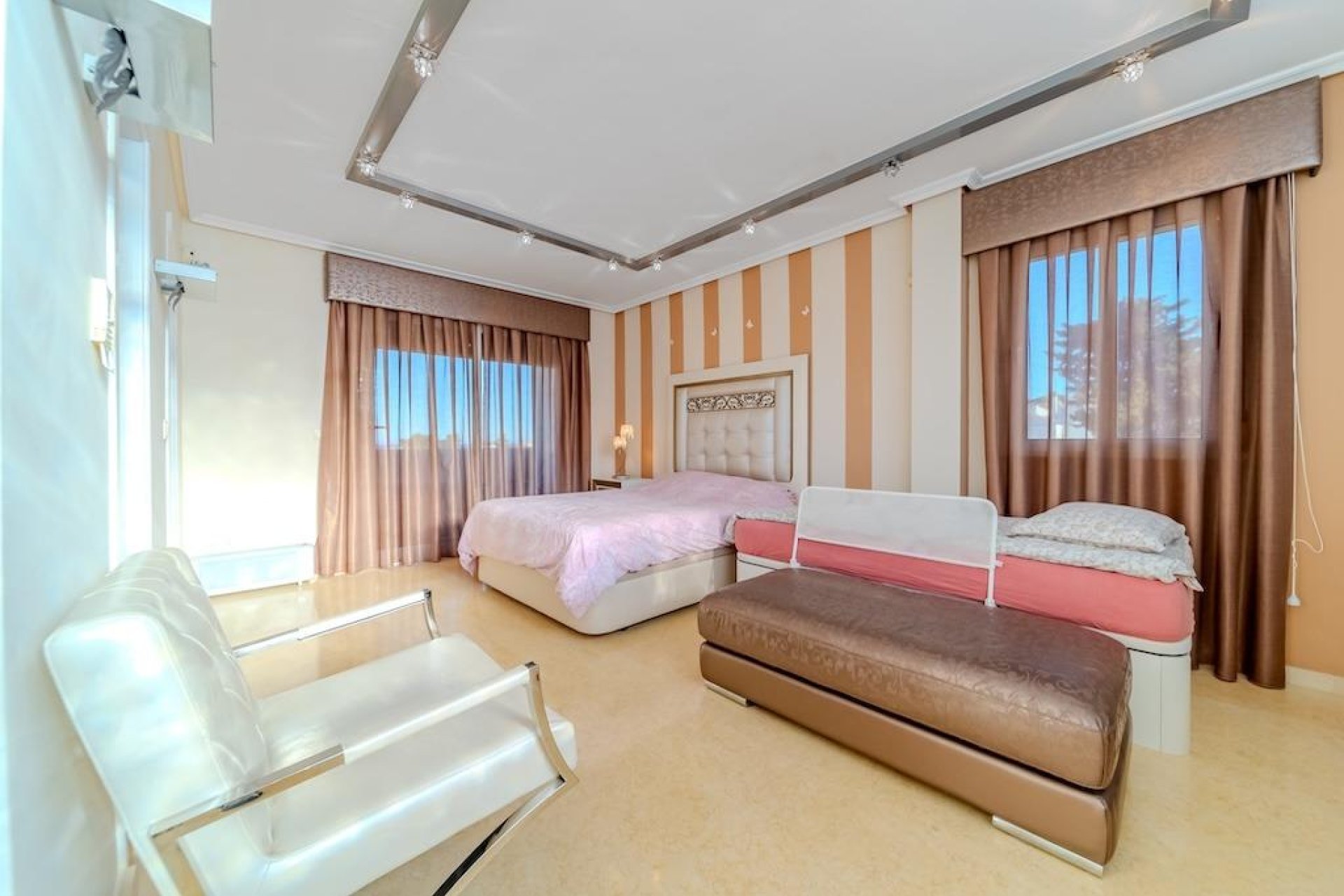 Wiederverkauf - Villa -
Torrevieja - Costa Blanca