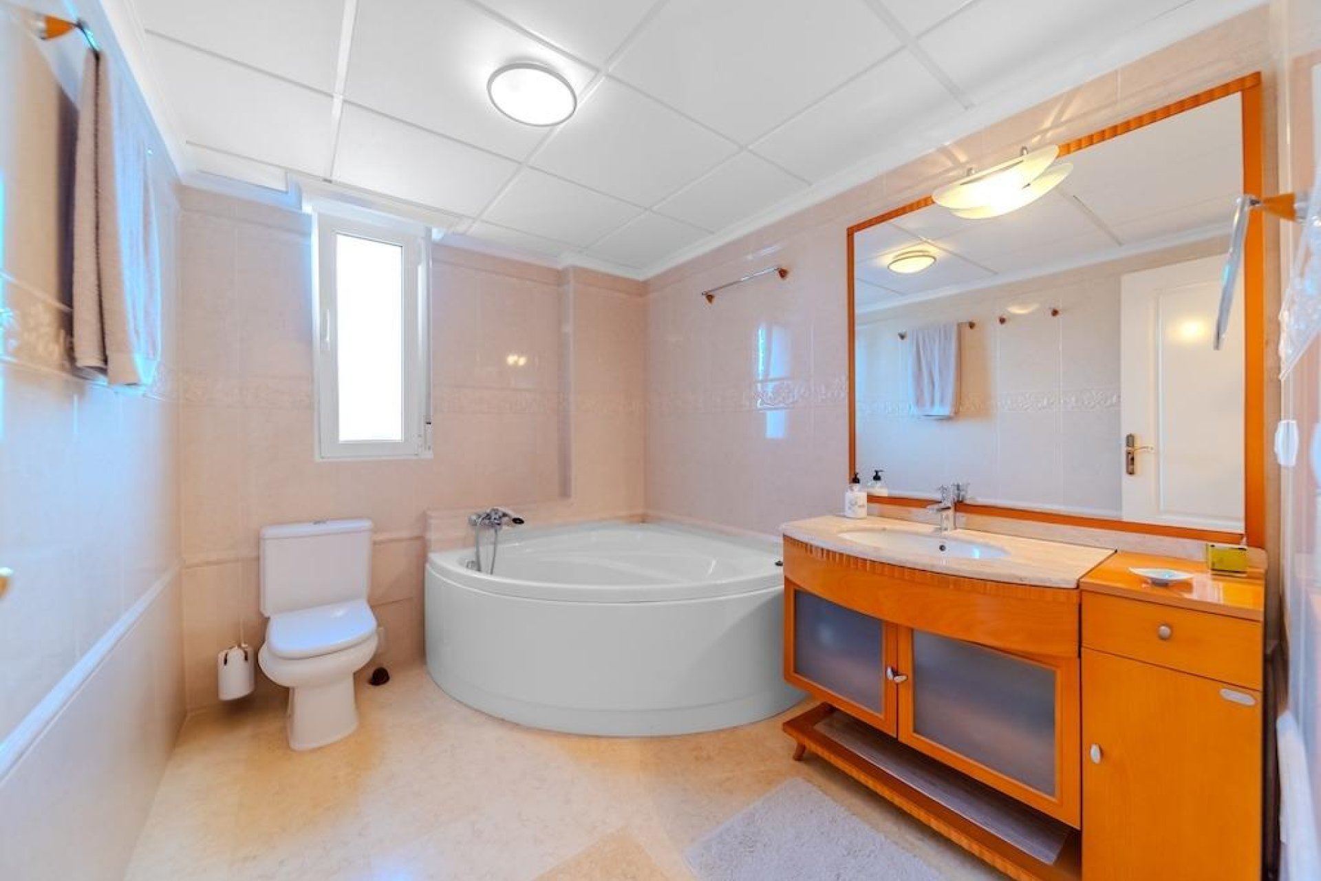 Wiederverkauf - Villa -
Torrevieja - Costa Blanca