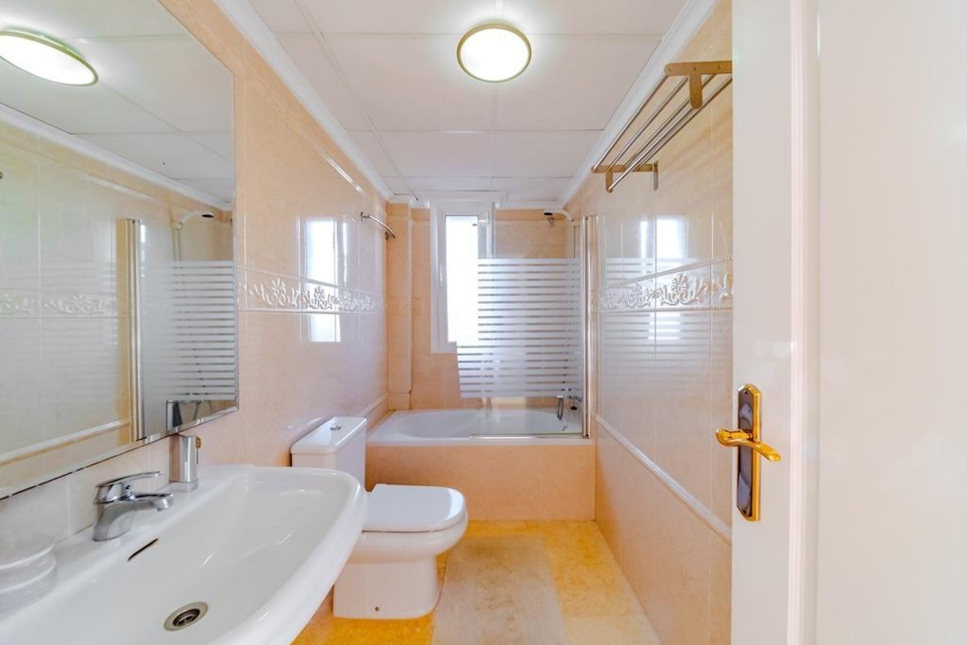 Wiederverkauf - Villa -
Torrevieja - Costa Blanca