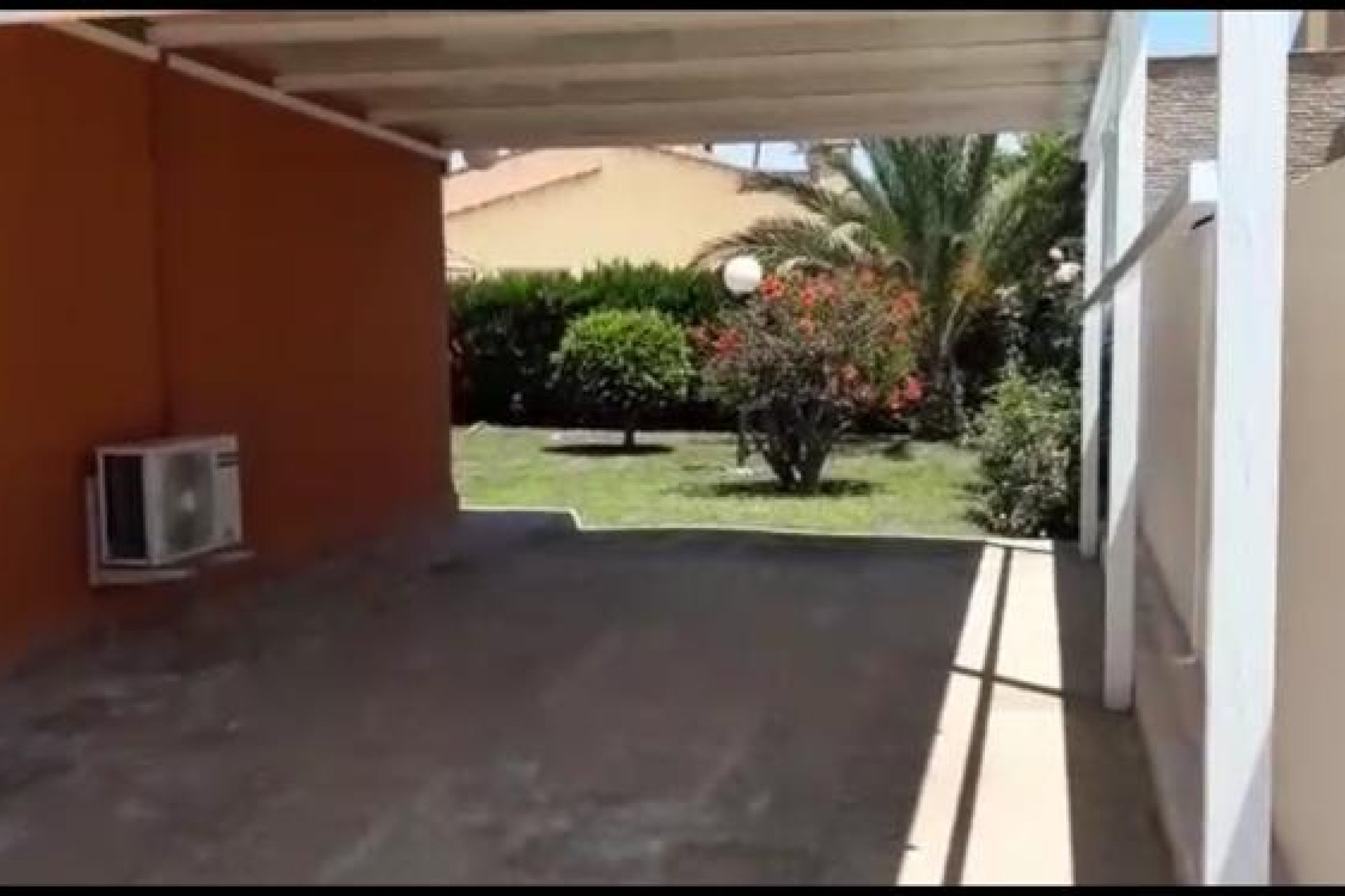 Wiederverkauf - Villa -
Torrevieja - Costa Blanca
