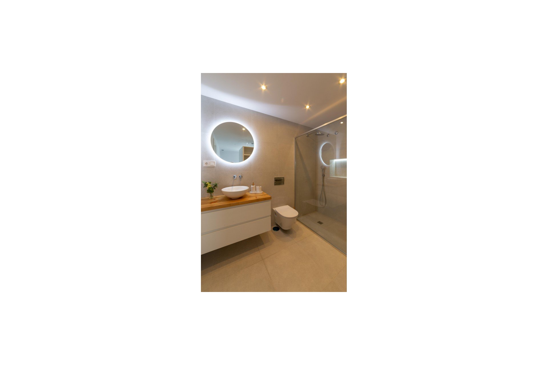 Wiederverkauf - Villa -
Torrevieja - Costa Blanca