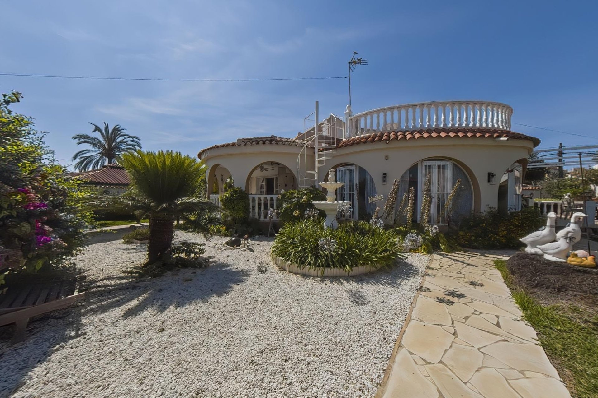 Wiederverkauf - Villa -
Torrevieja - Costa Blanca