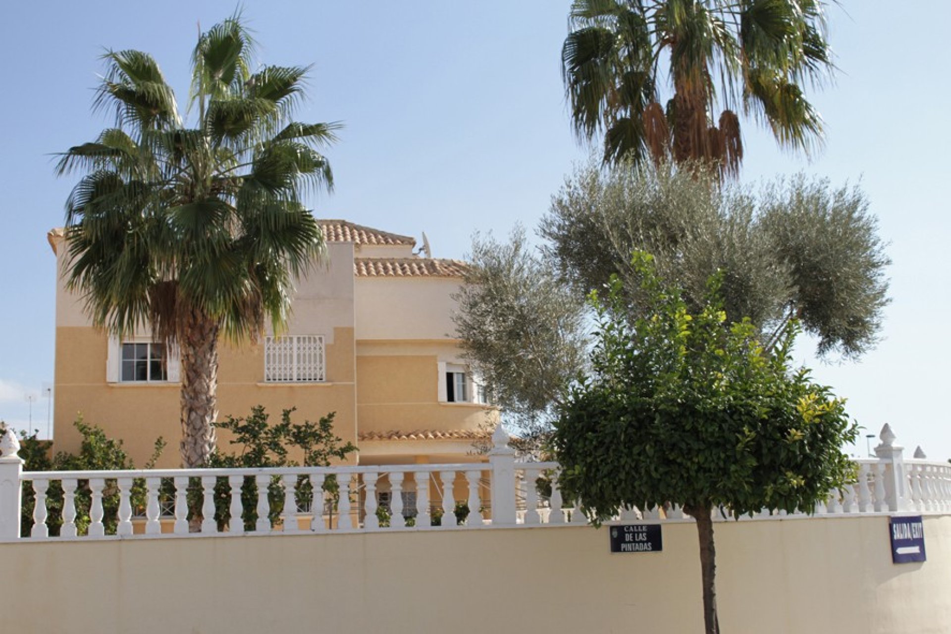 Wiederverkauf - Villa -
Torrevieja - Costa Blanca