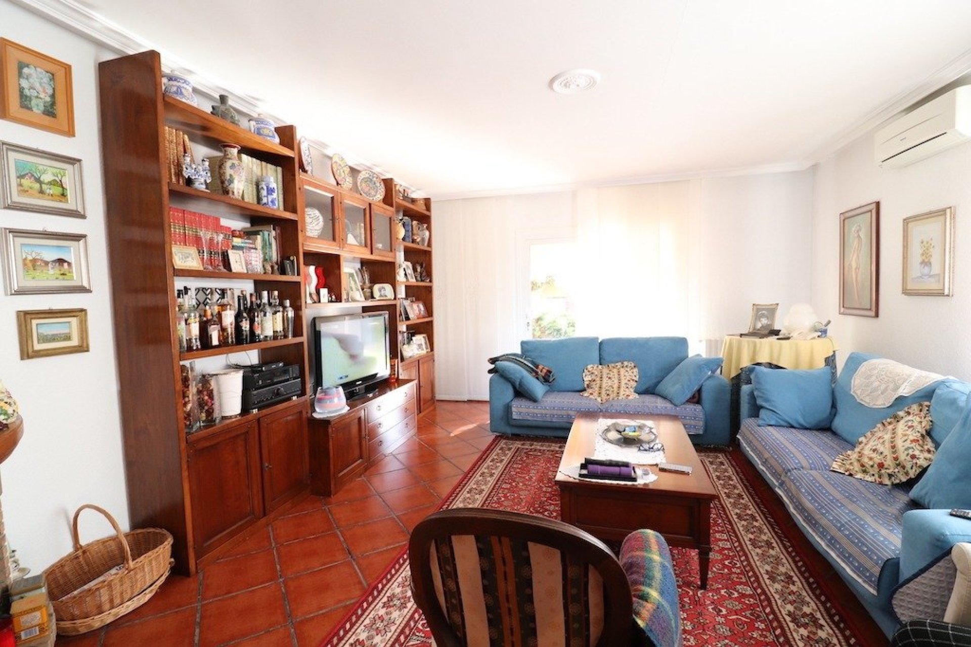 Wiederverkauf - Villa -
Torrevieja - Costa Blanca