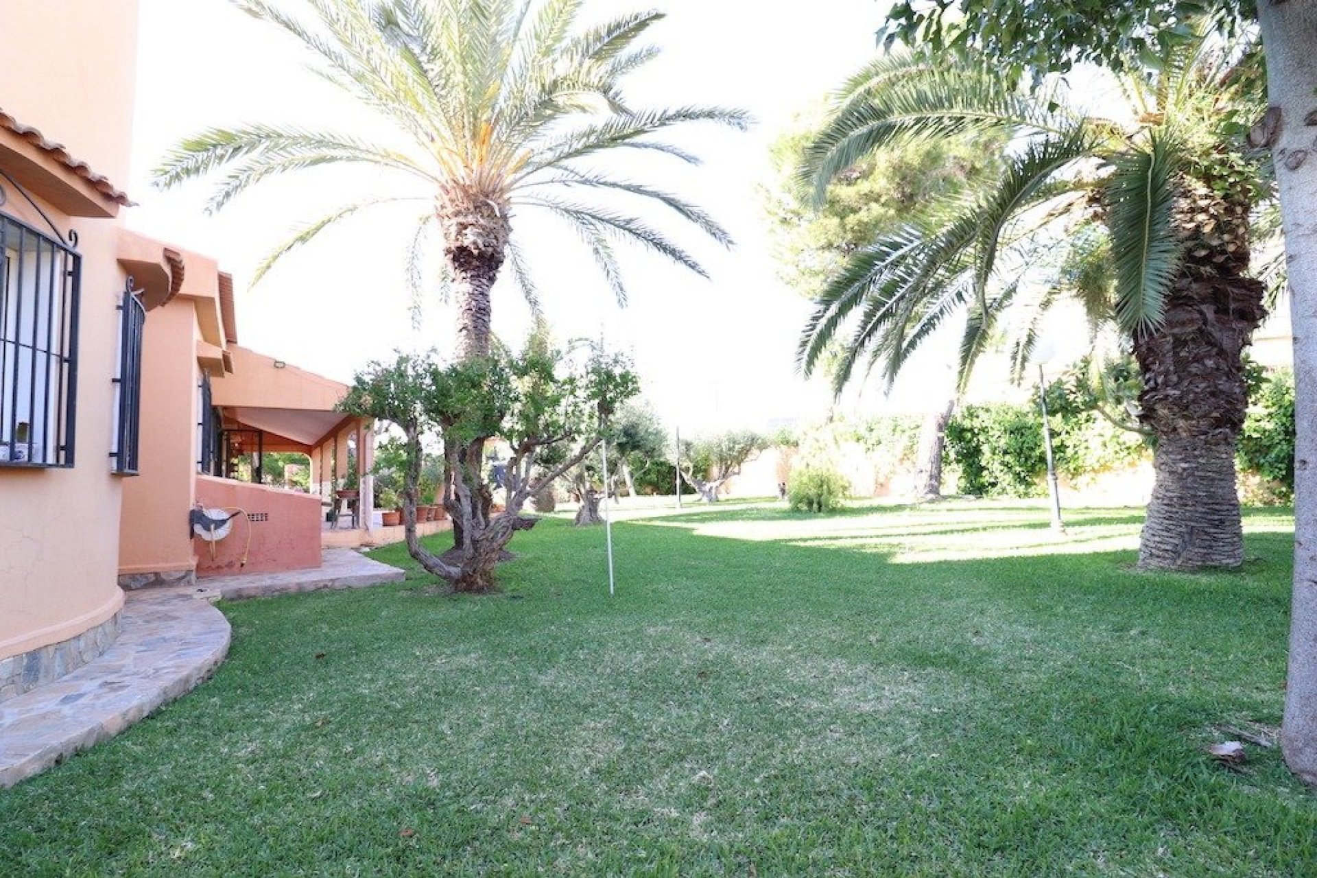 Wiederverkauf - Villa -
Torrevieja - Costa Blanca