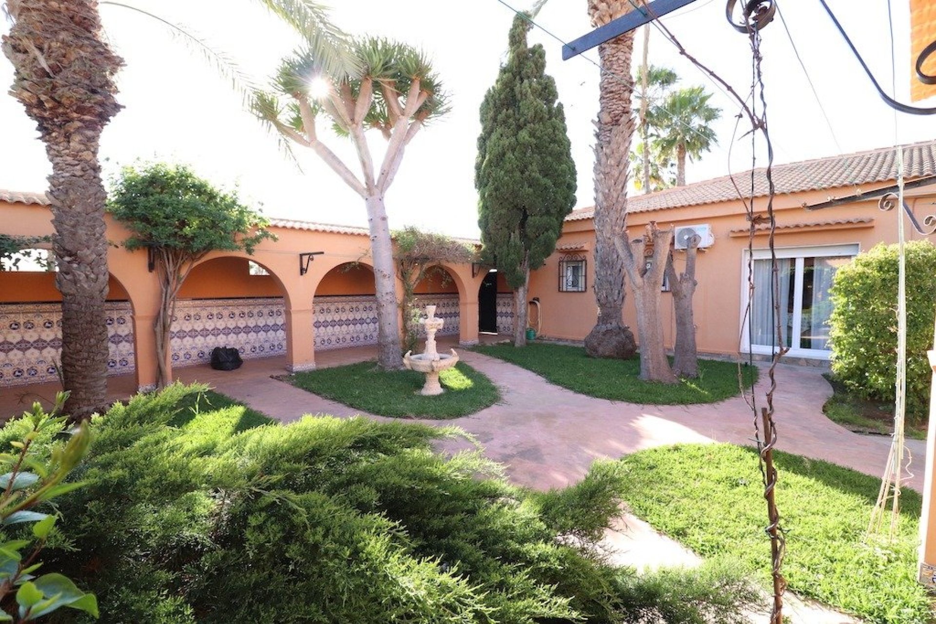Wiederverkauf - Villa -
Torrevieja - Costa Blanca