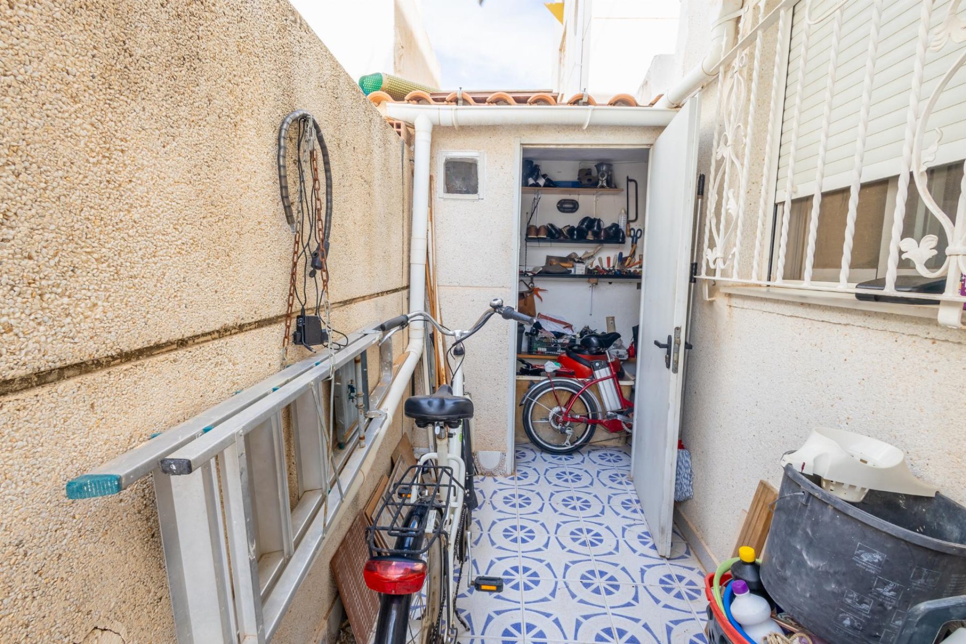 Wiederverkauf - Villa -
Torrevieja - Costa Blanca