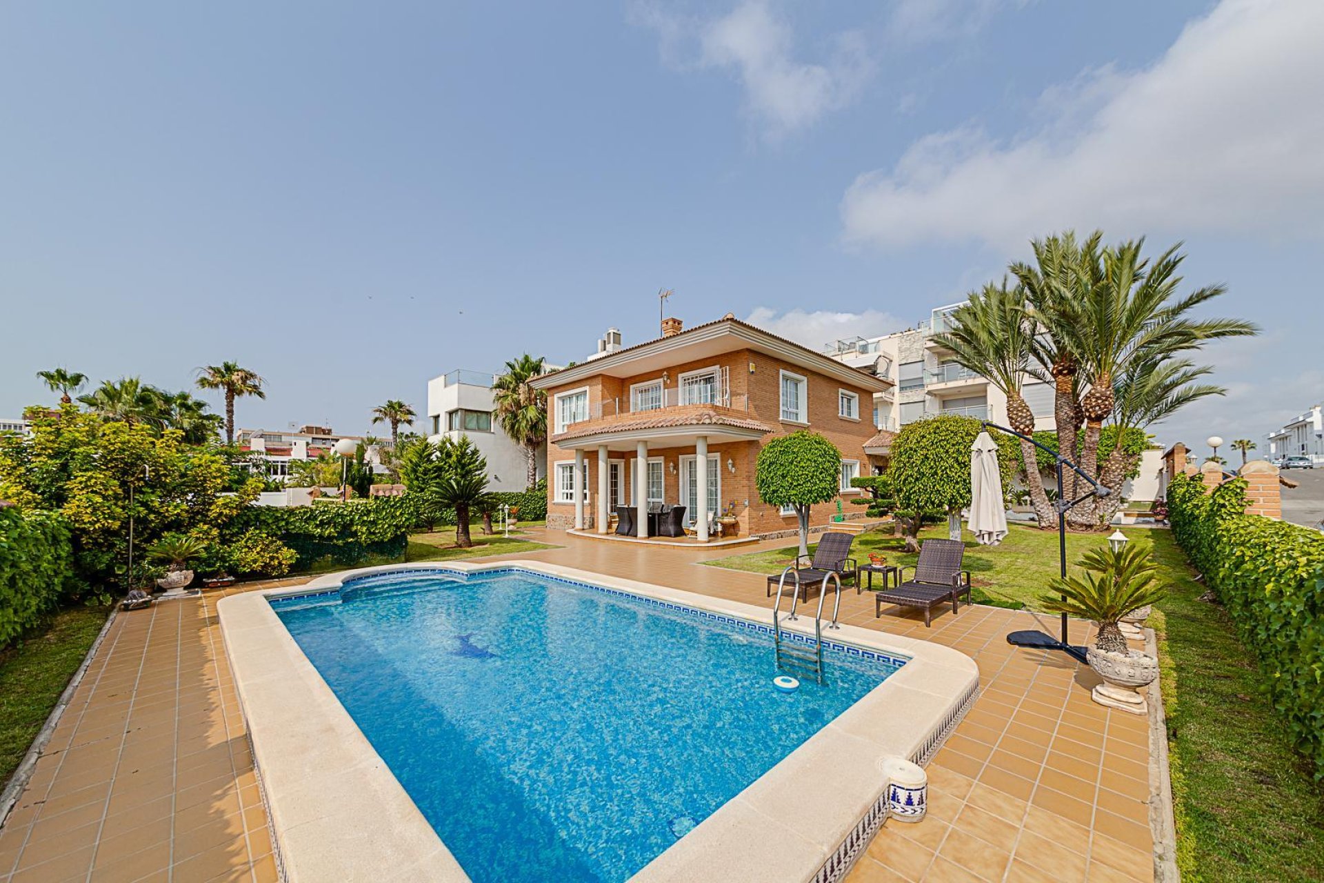 Wiederverkauf - Villa -
Torrevieja - Costa Blanca