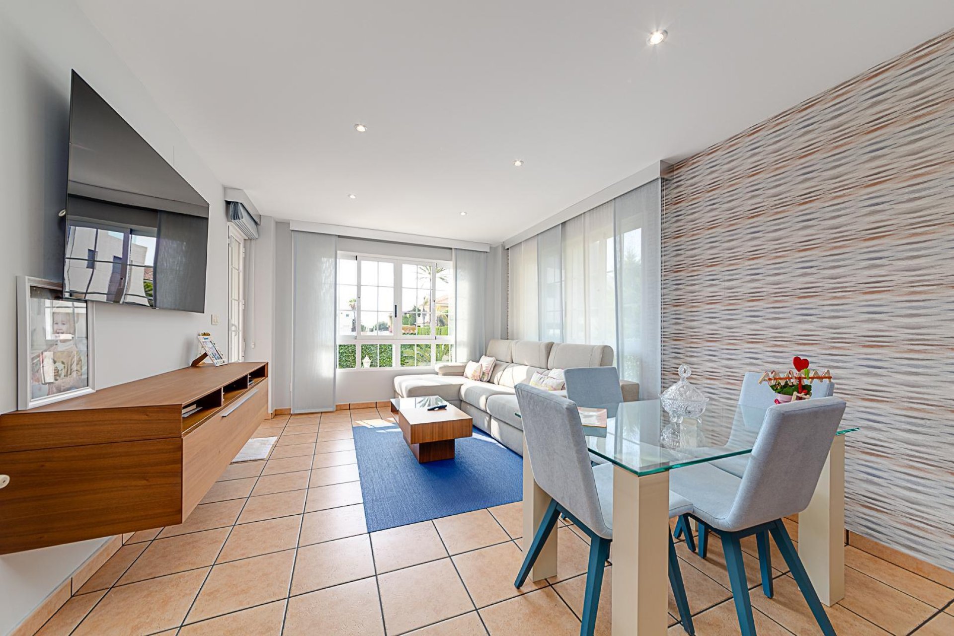 Wiederverkauf - Villa -
Torrevieja - Costa Blanca