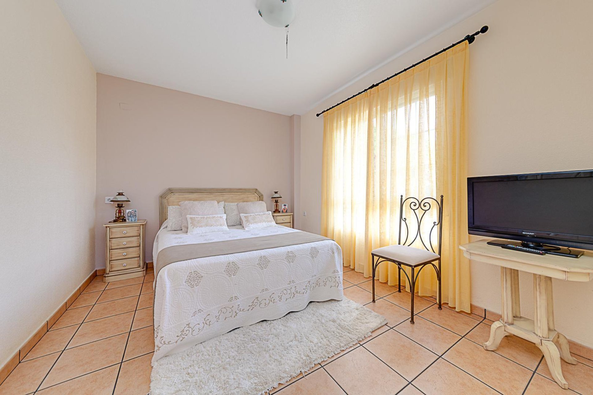 Wiederverkauf - Villa -
Torrevieja - Costa Blanca