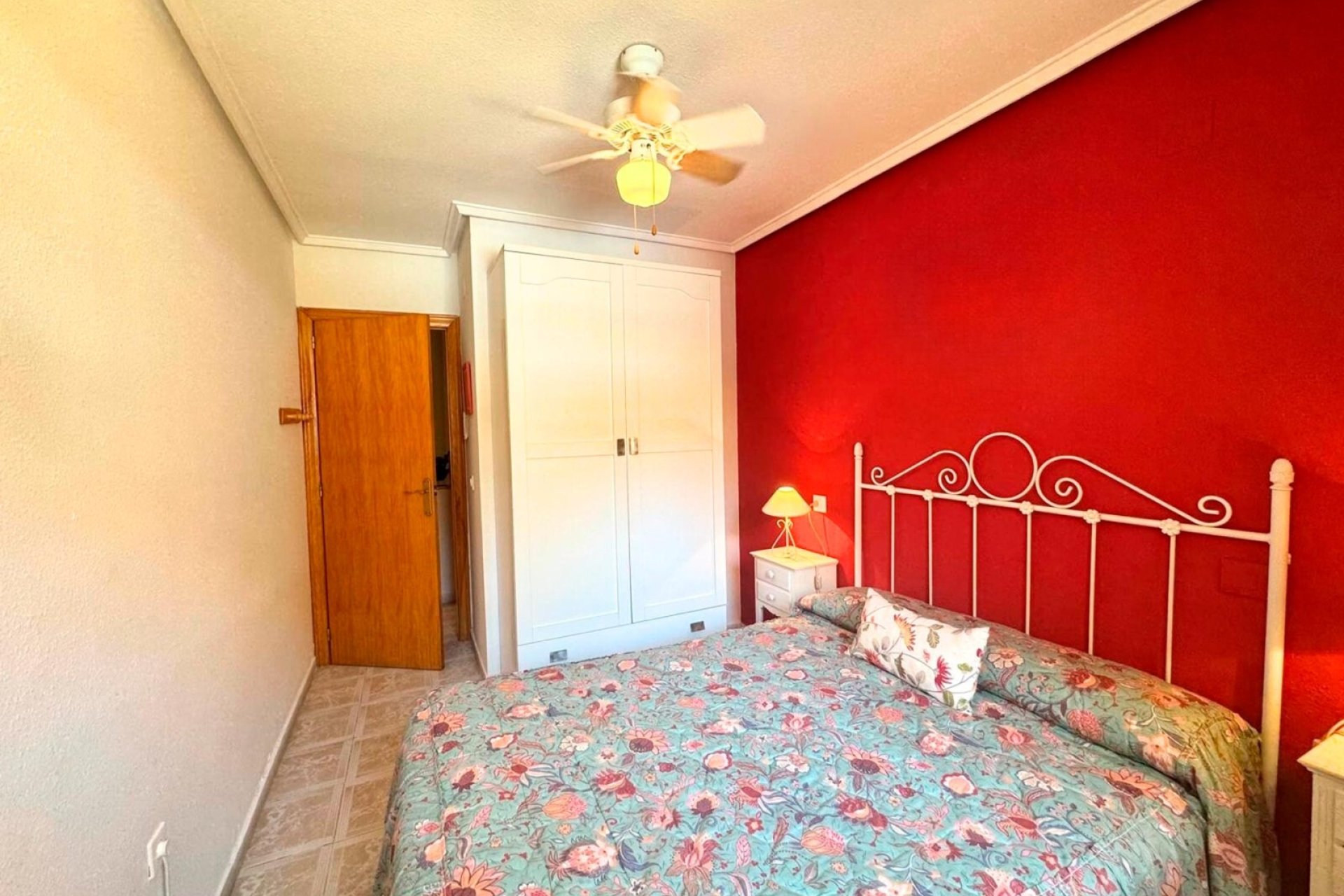 Wiederverkauf - Villa -
Torrevieja - Costa Blanca