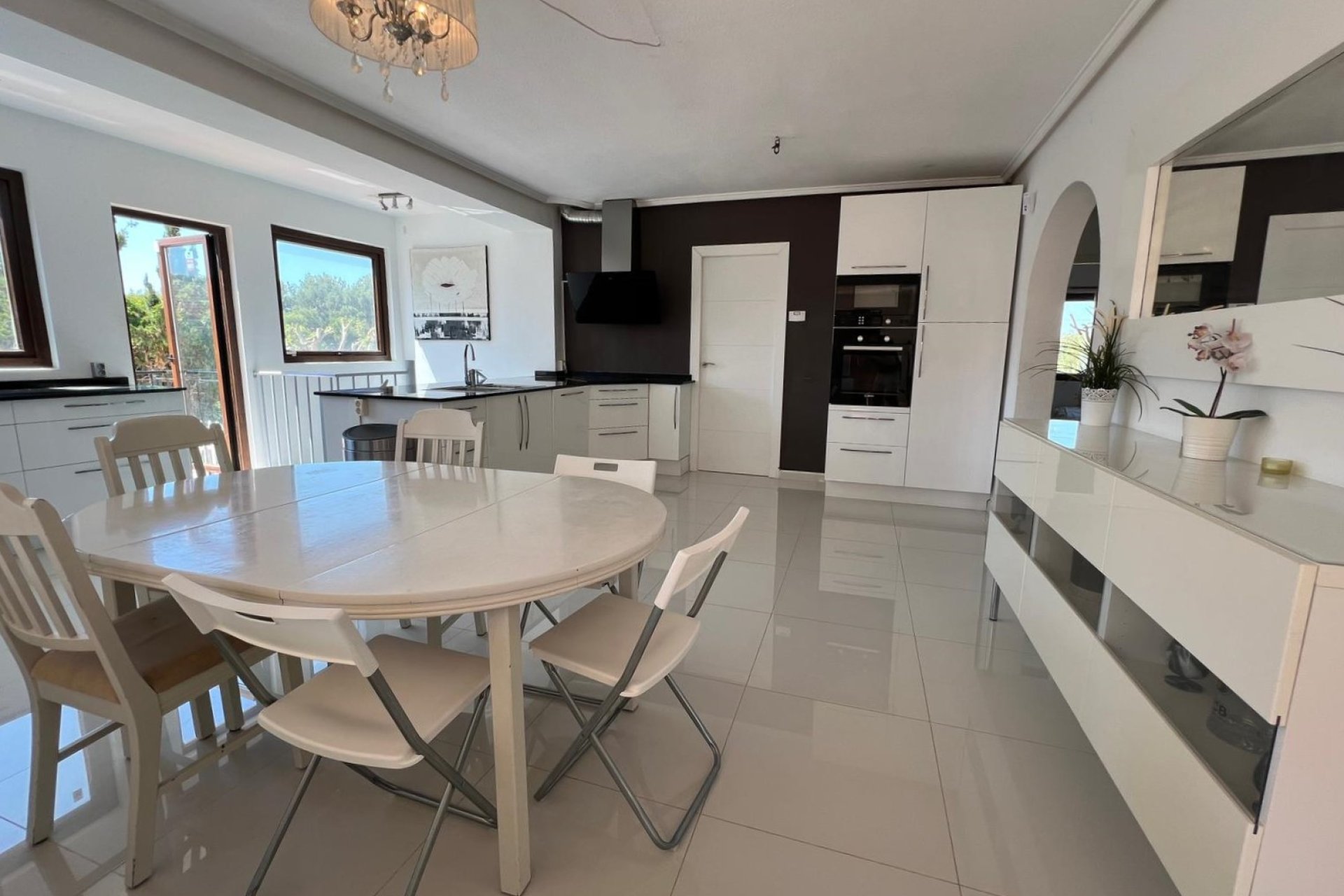 Wiederverkauf - Villa -
Torrevieja - Costa Blanca