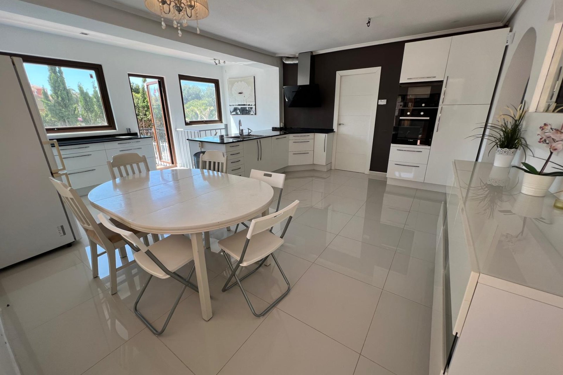 Wiederverkauf - Villa -
Torrevieja - Costa Blanca