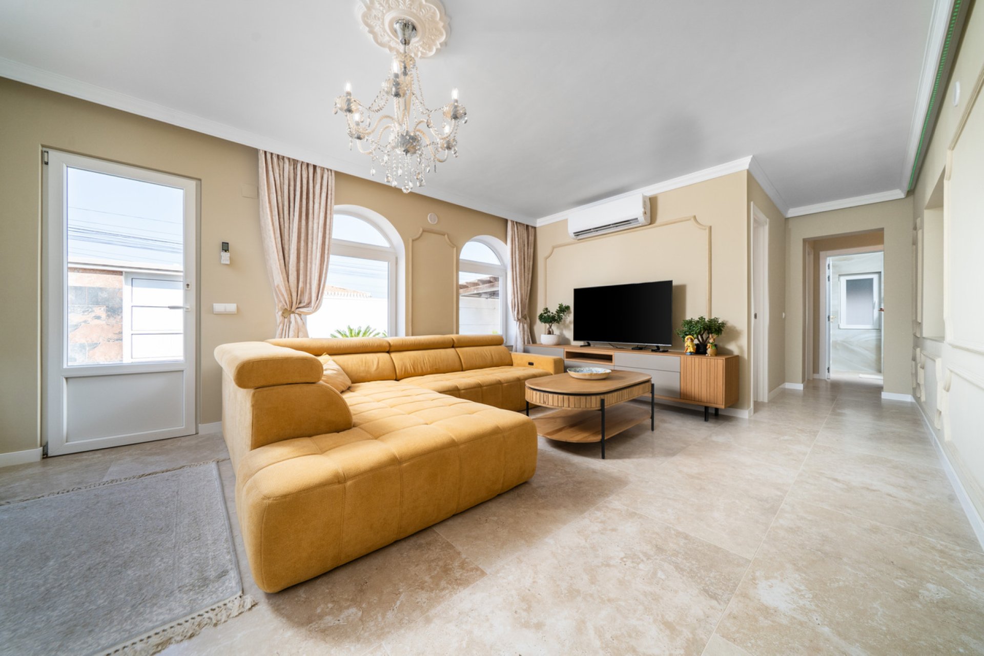 Wiederverkauf - Villa -
Torrevieja - Costa Blanca