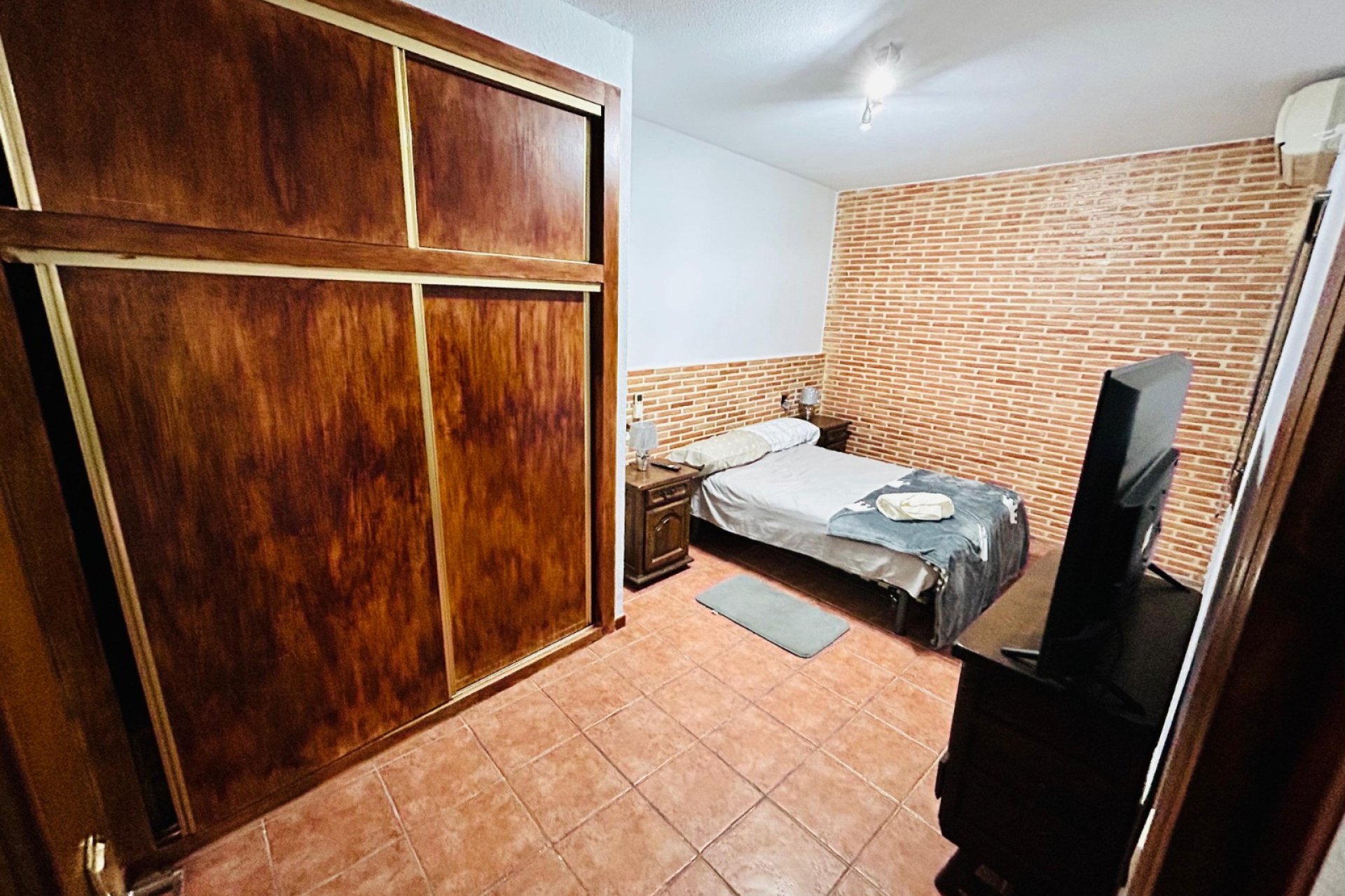 Wiederverkauf - Villa -
Torrevieja - Costa Blanca