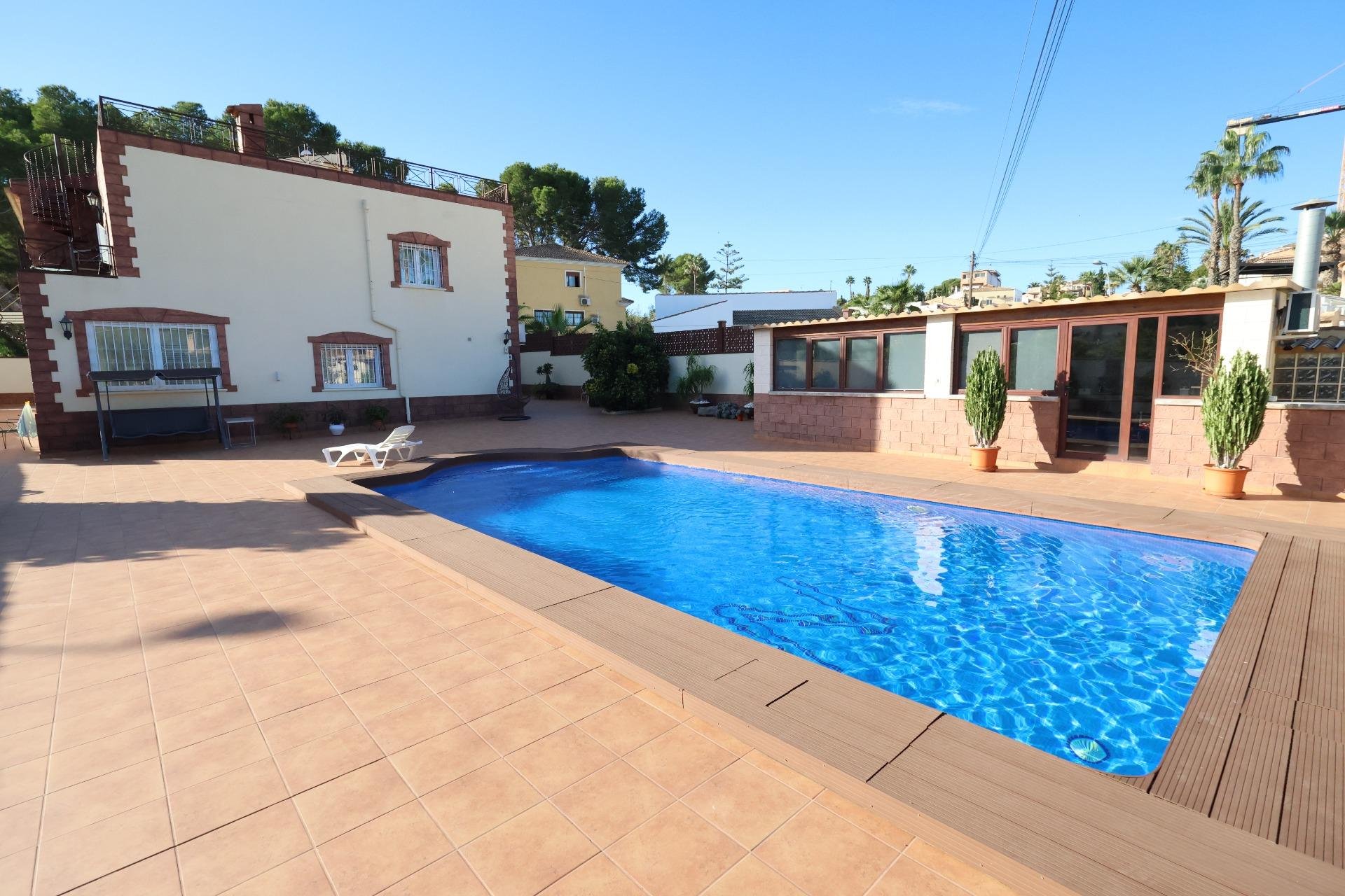 Wiederverkauf - Villa -
Torrevieja - Costa Blanca