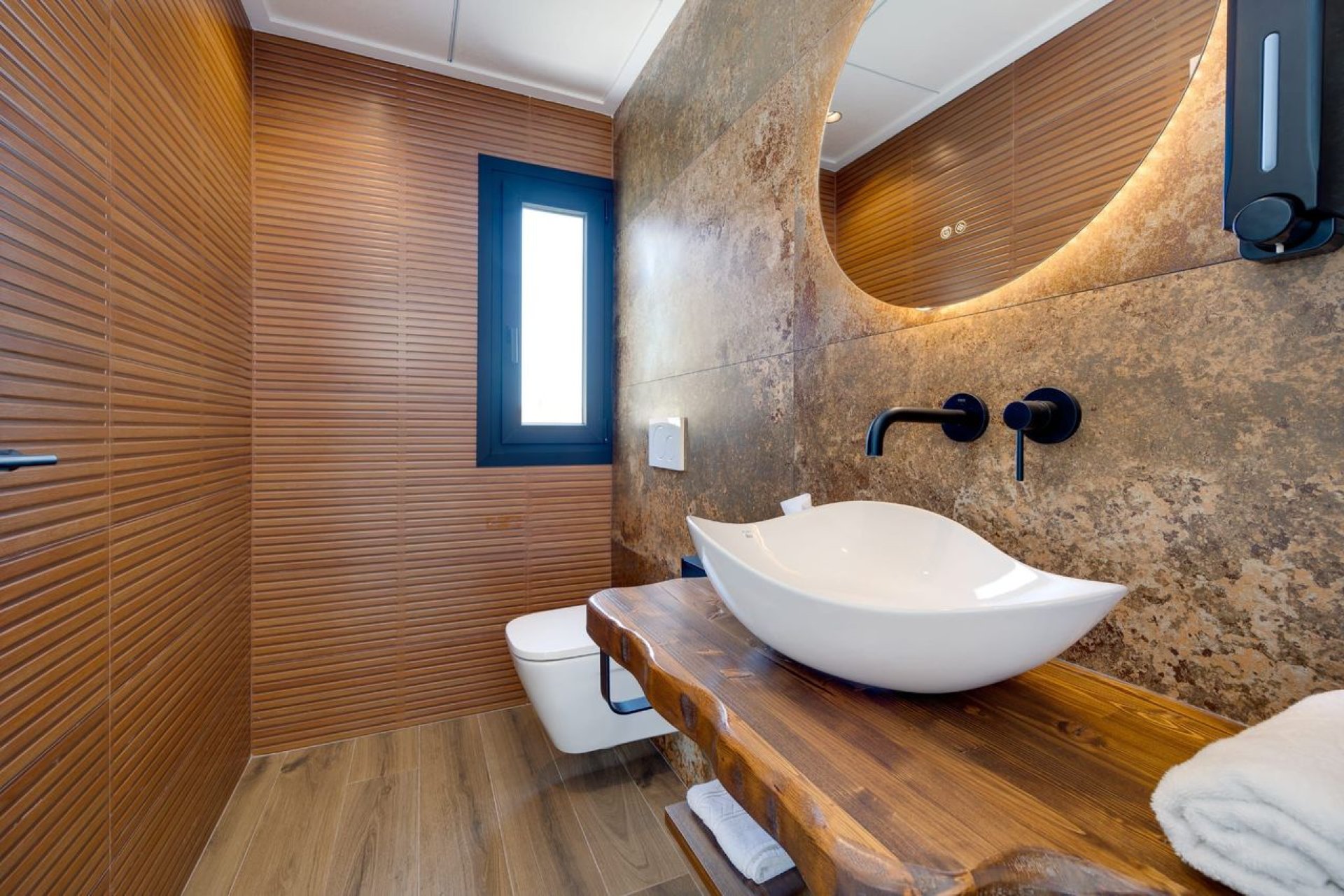 Wiederverkauf - Villa -
Torrevieja - Costa Blanca