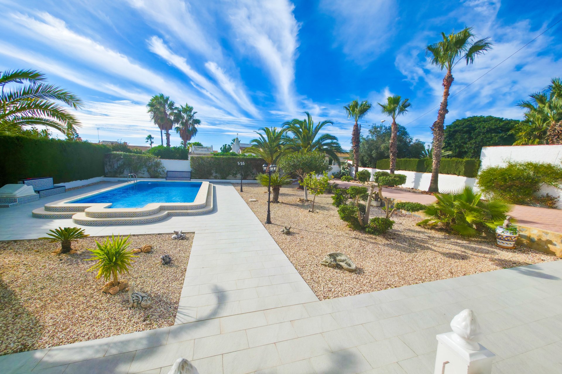 Wiederverkauf - Villa -
Torrevieja - Costa Blanca