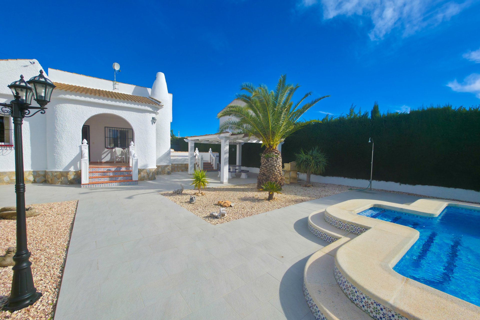 Wiederverkauf - Villa -
Torrevieja - Costa Blanca