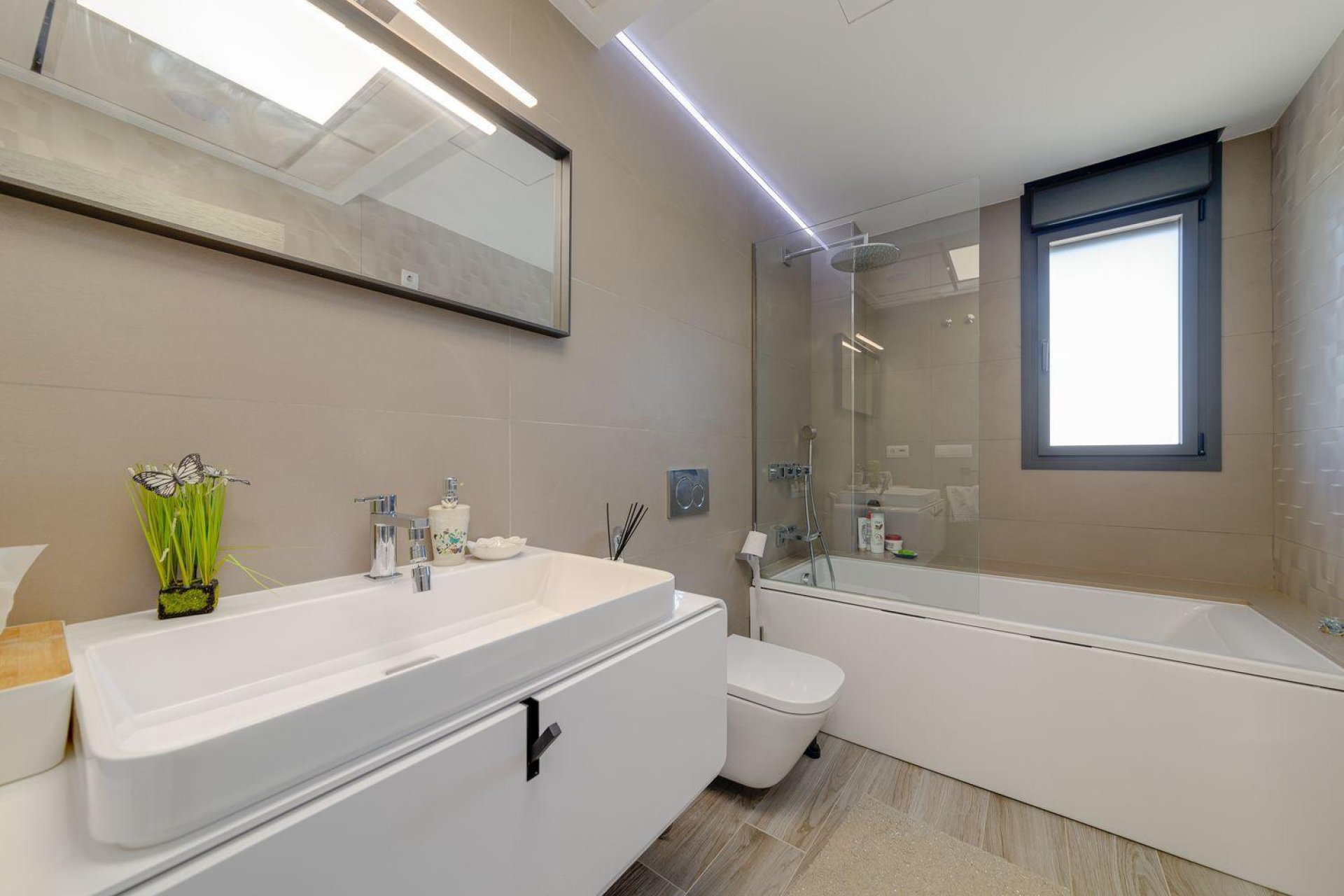 Wiederverkauf - Villa -
Torrevieja - Costa Blanca