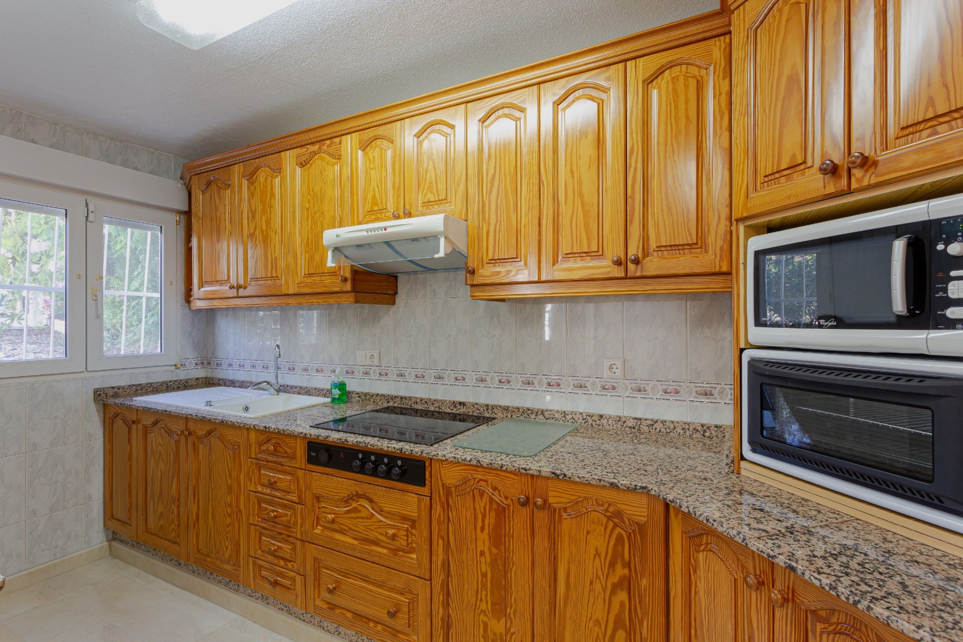 Wiederverkauf - Villa -
Torrevieja - Costa Blanca