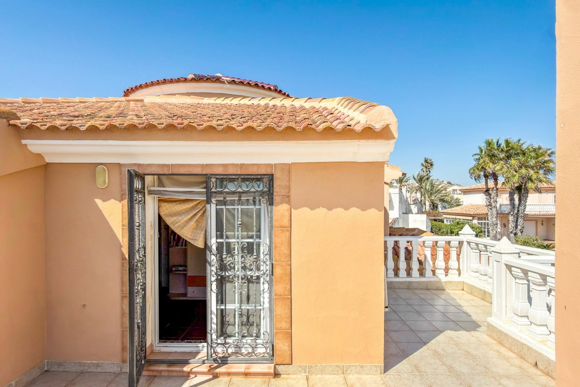 Wiederverkauf - Villa -
Torrevieja - Costa Blanca