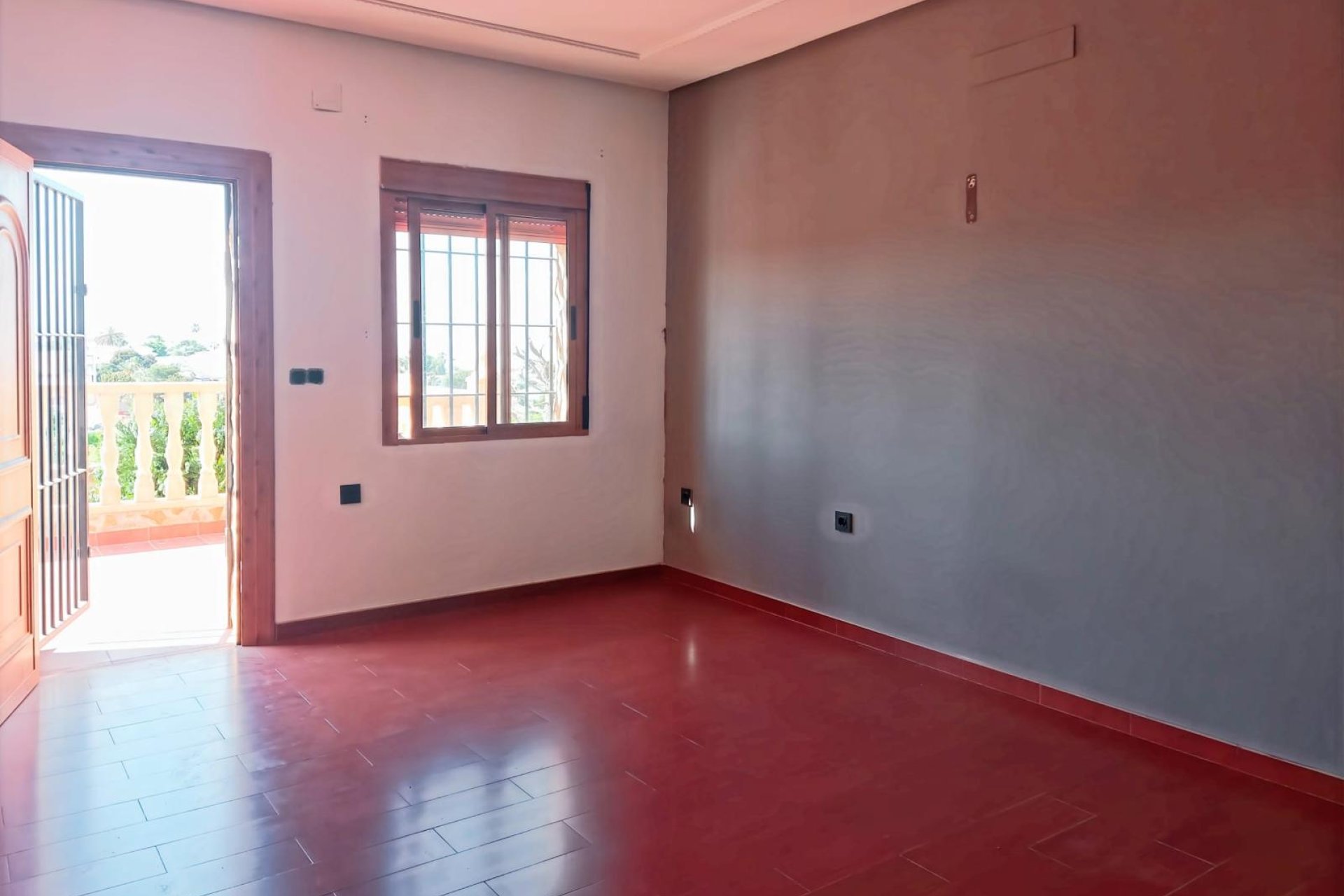 Wiederverkauf - Villa -
Torrevieja - Costa Blanca