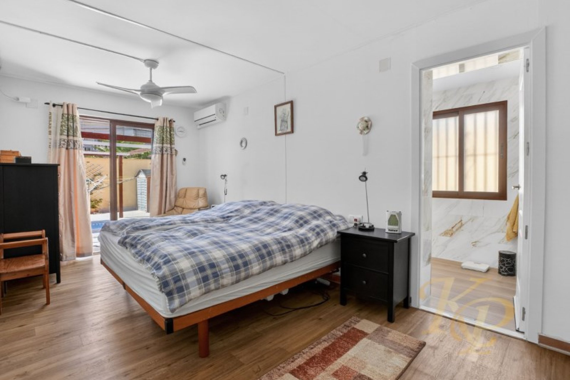 Wiederverkauf - Villa -
Torrevieja - Costa Blanca
