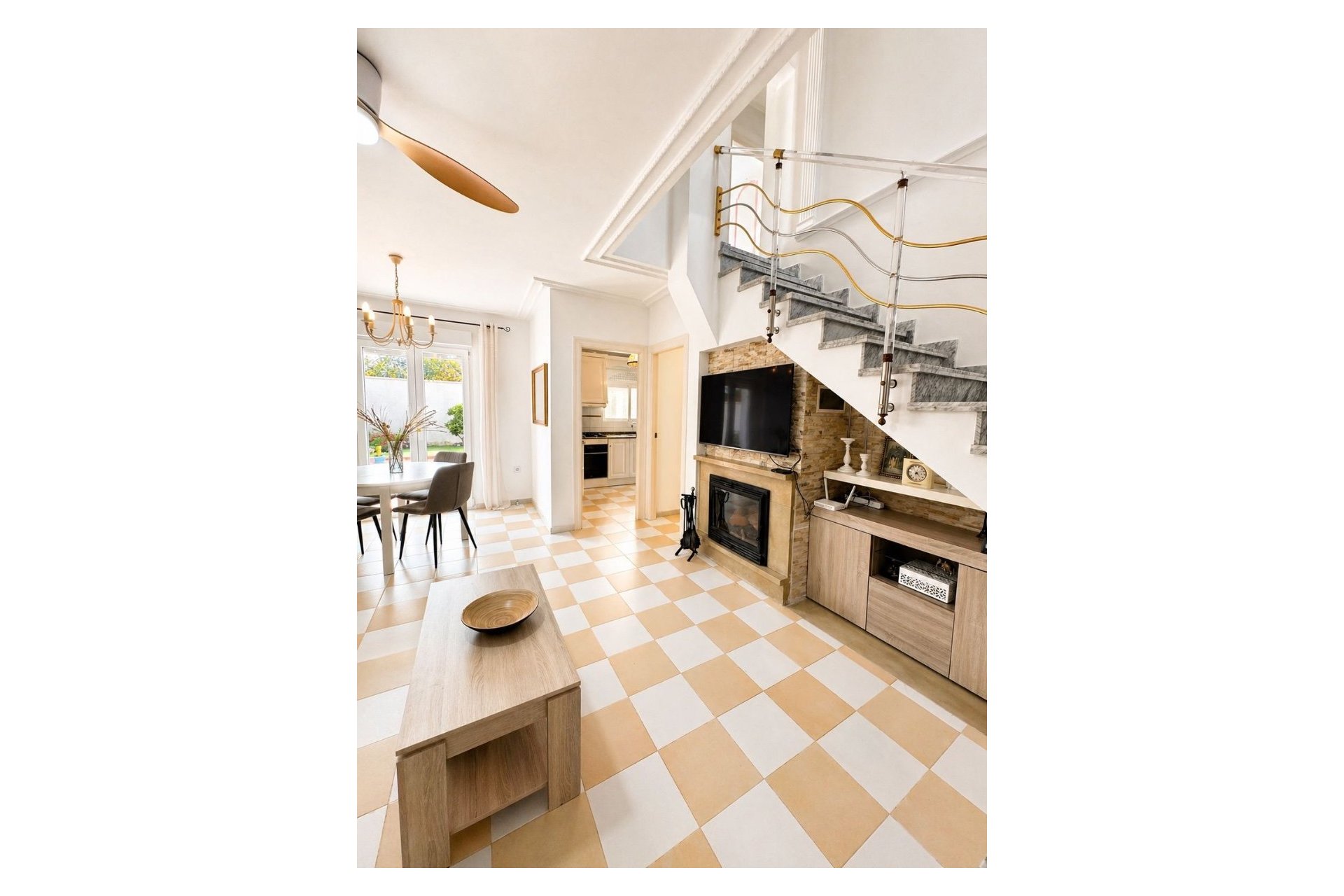 Wiederverkauf - Villa -
Torrevieja - Costa Blanca