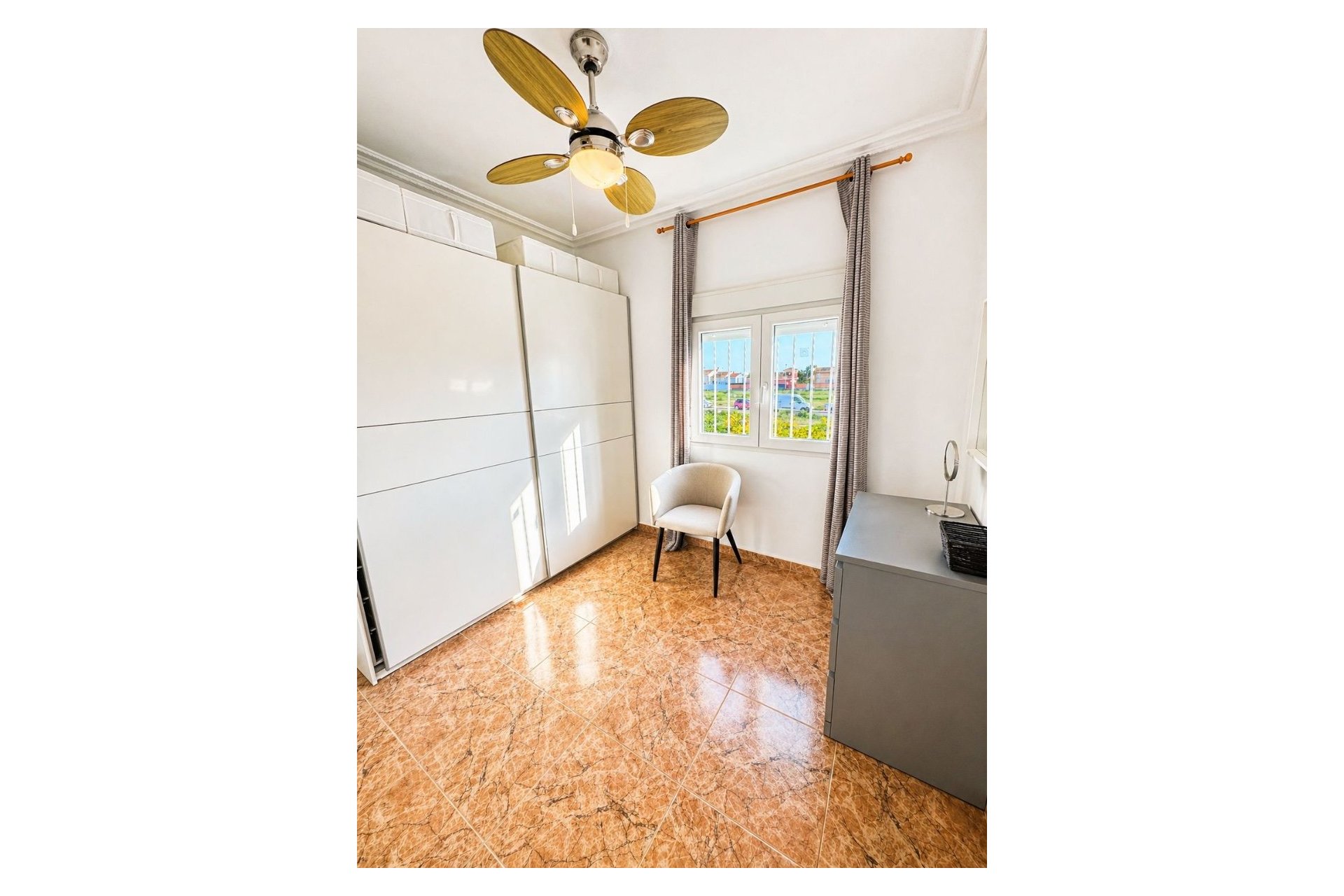 Wiederverkauf - Villa -
Torrevieja - Costa Blanca