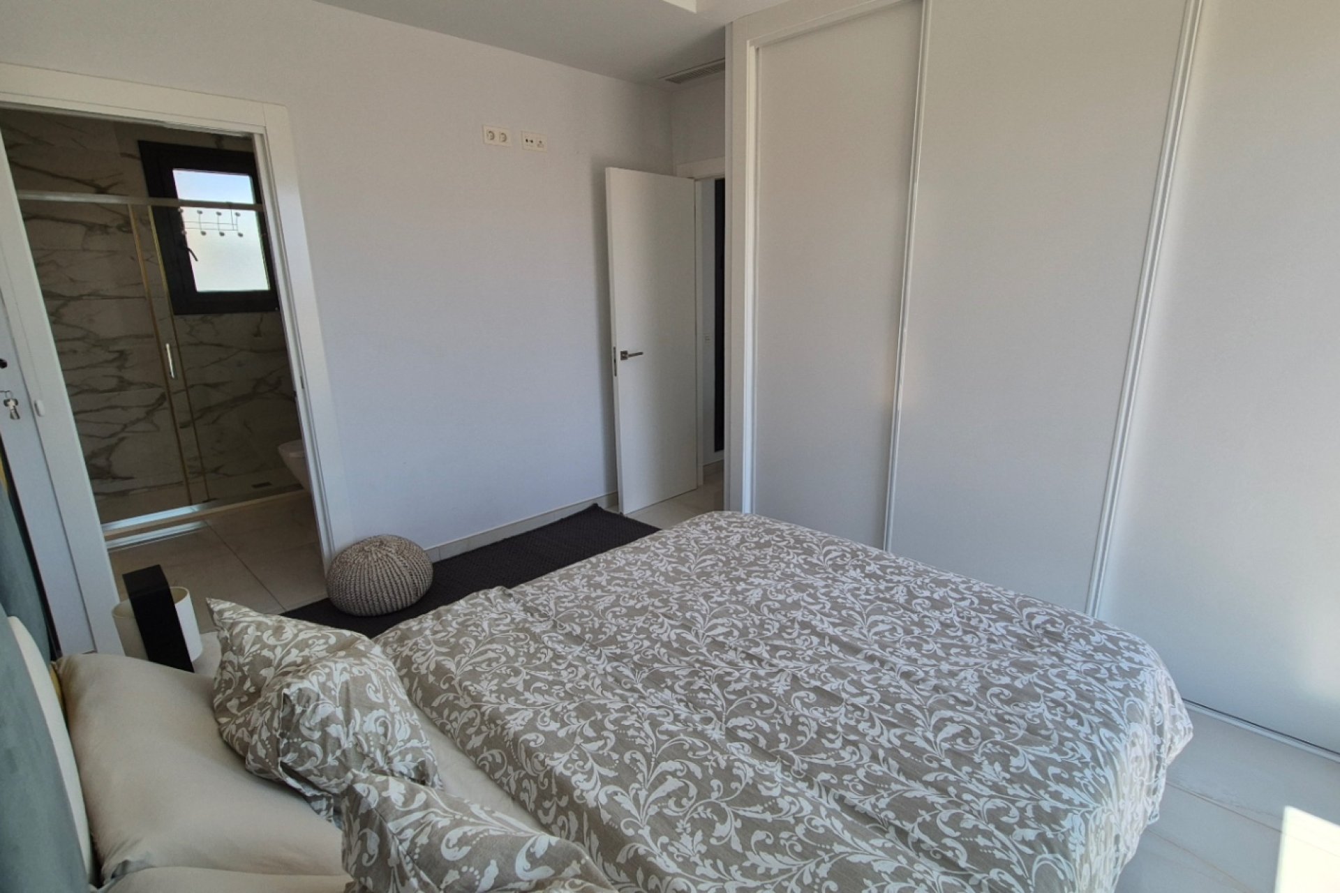 Wiederverkauf - Villa -
Torrevieja - Costa Blanca