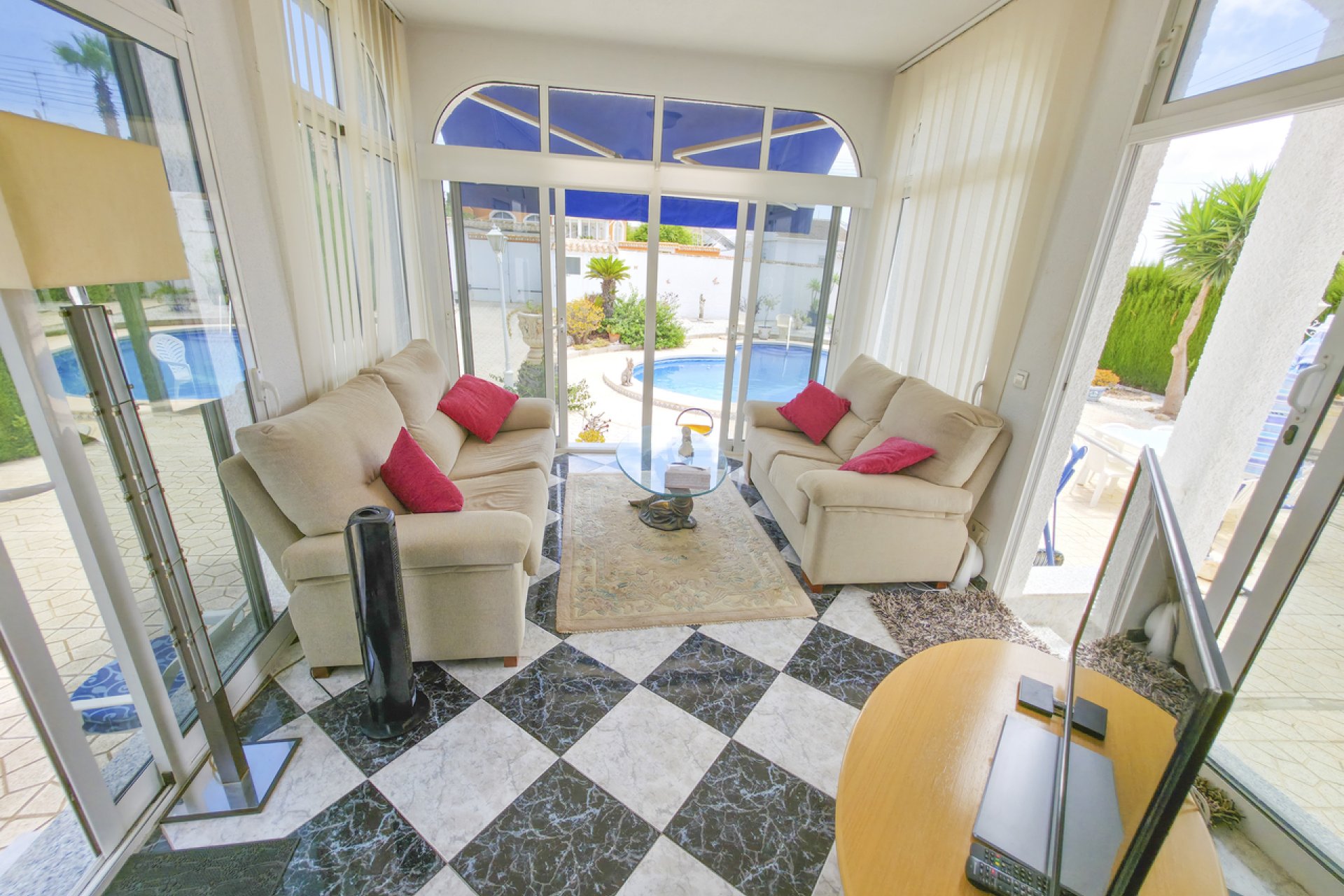 Wiederverkauf - Villa -
Torrevieja - Costa Blanca