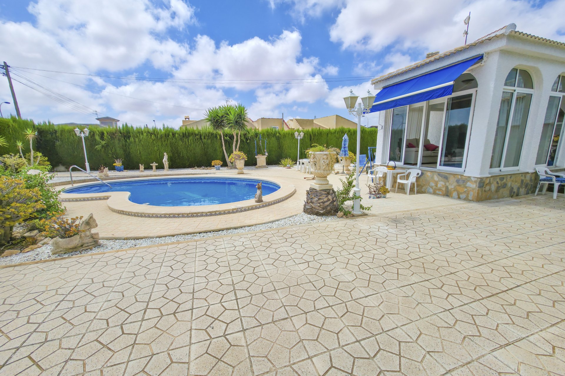 Wiederverkauf - Villa -
Torrevieja - Costa Blanca