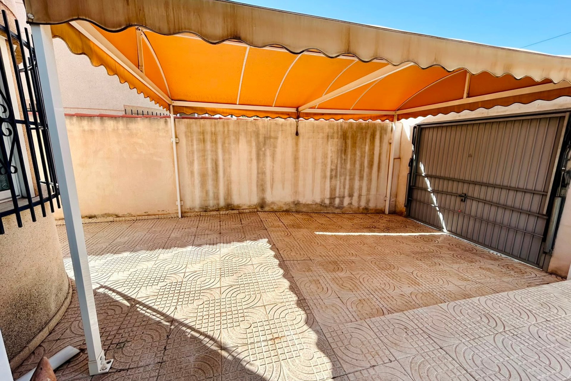 Wiederverkauf - Villa -
Torrevieja - Costa Blanca