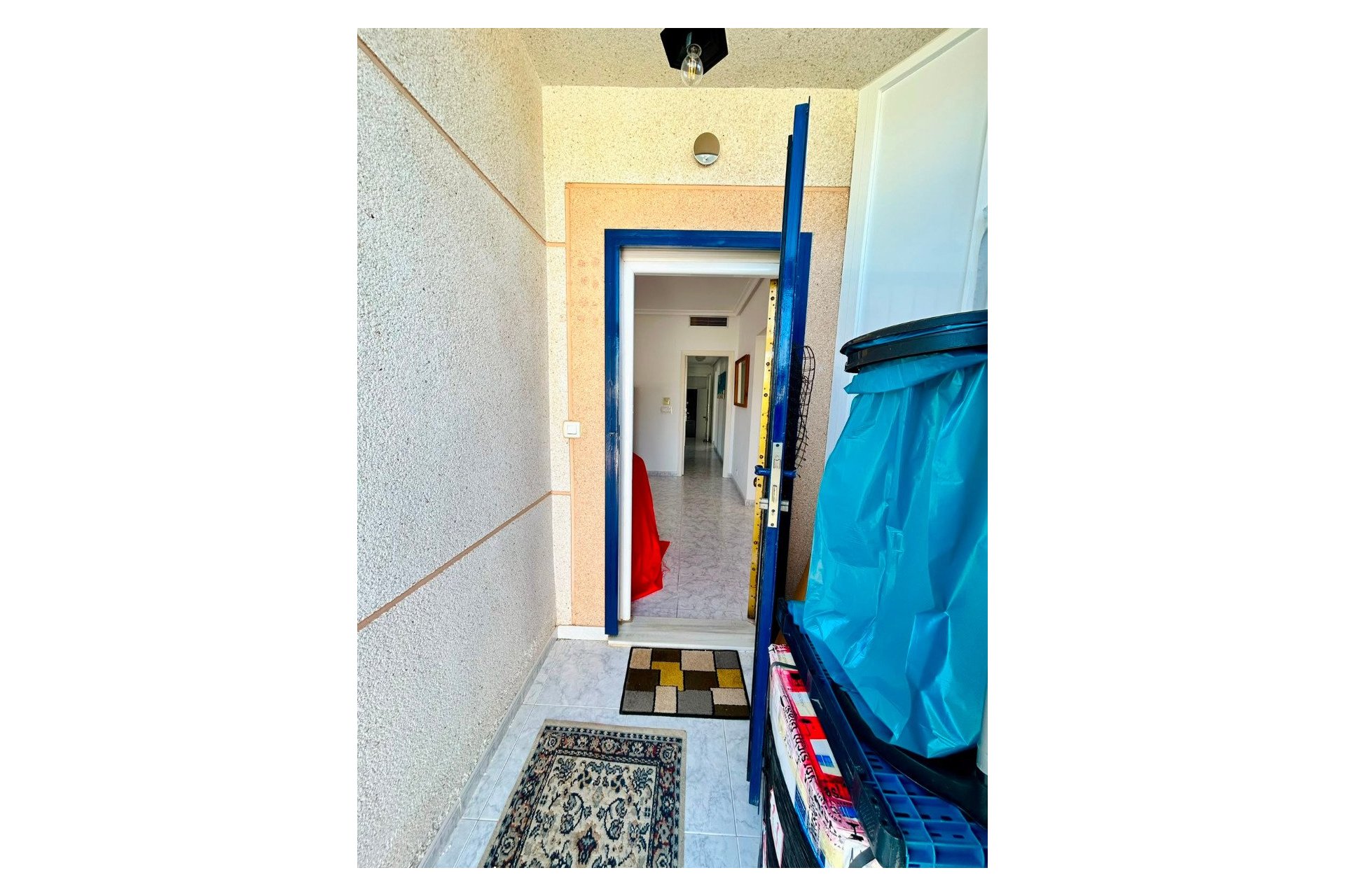 Wiederverkauf - Villa -
Torrevieja - Costa Blanca